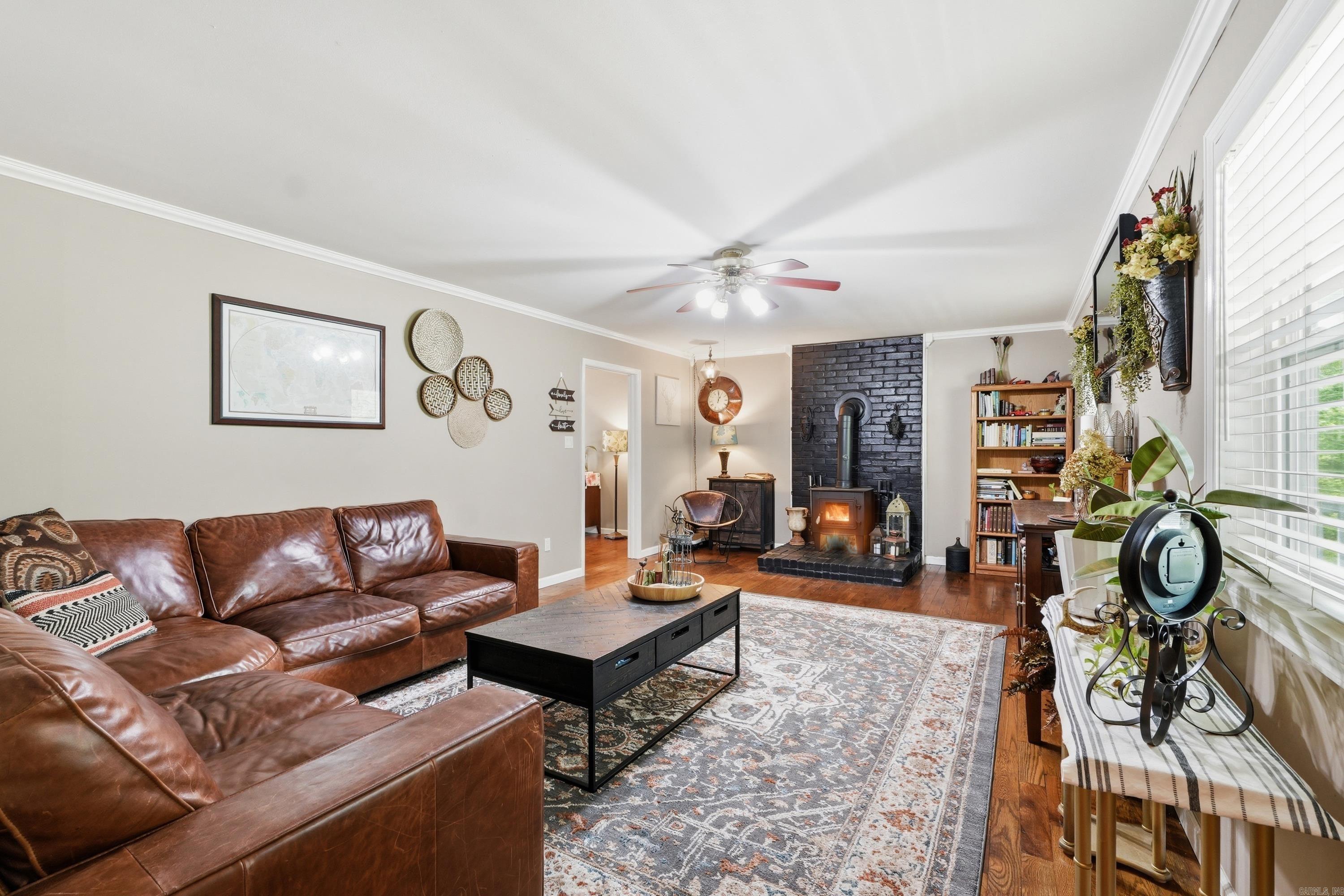 9010 Josanne Lane