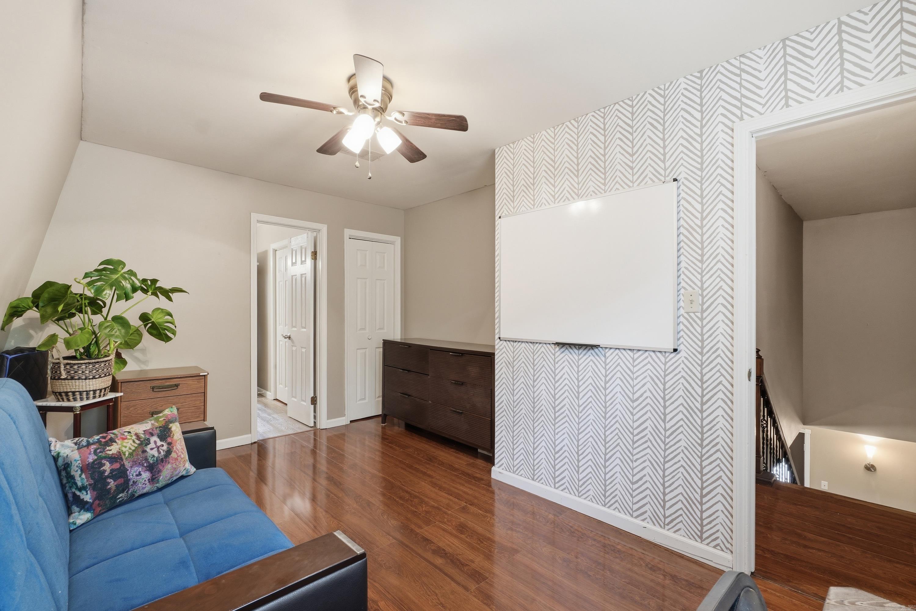 9010 Josanne Lane