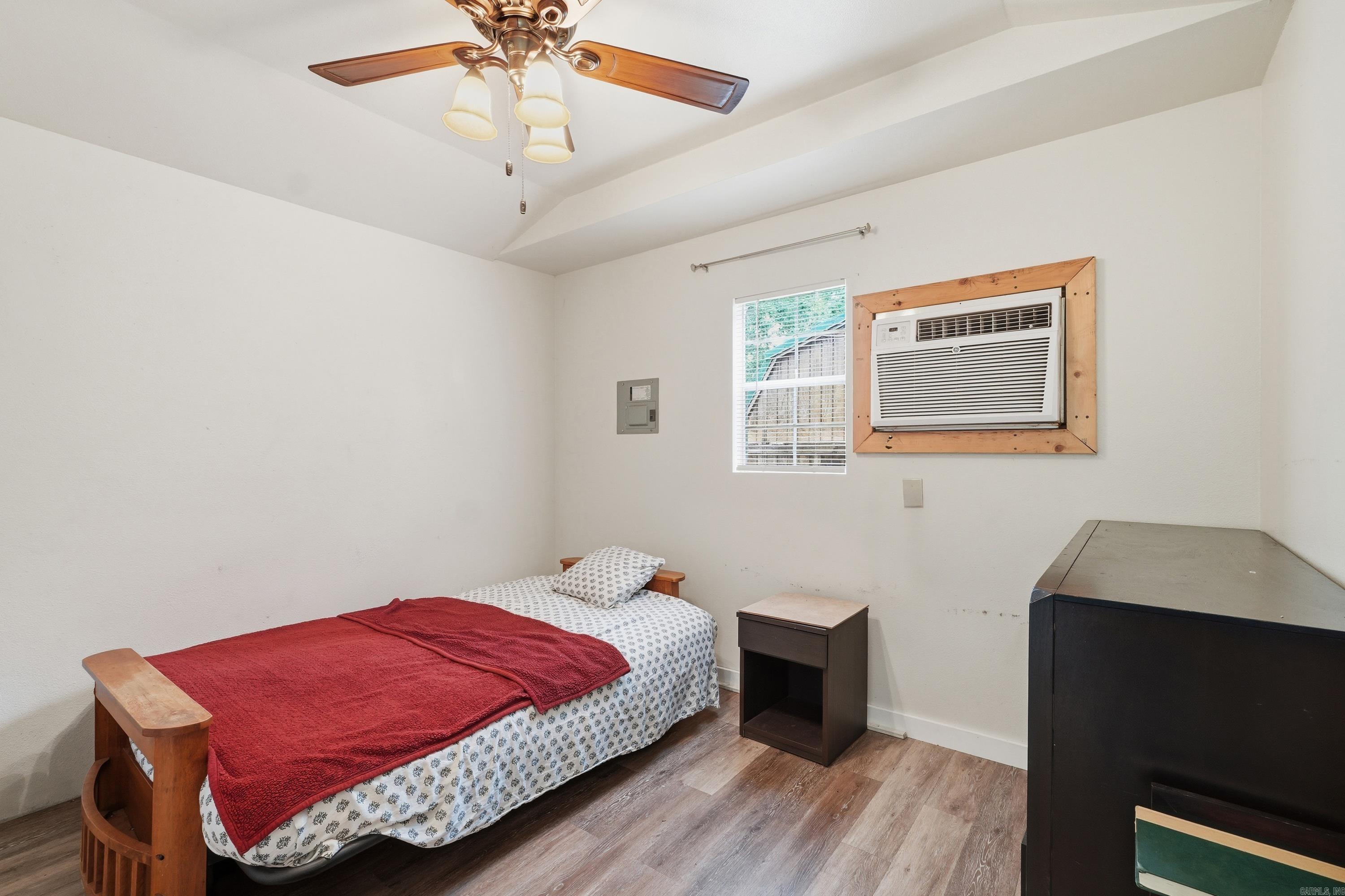 9010 Josanne Lane