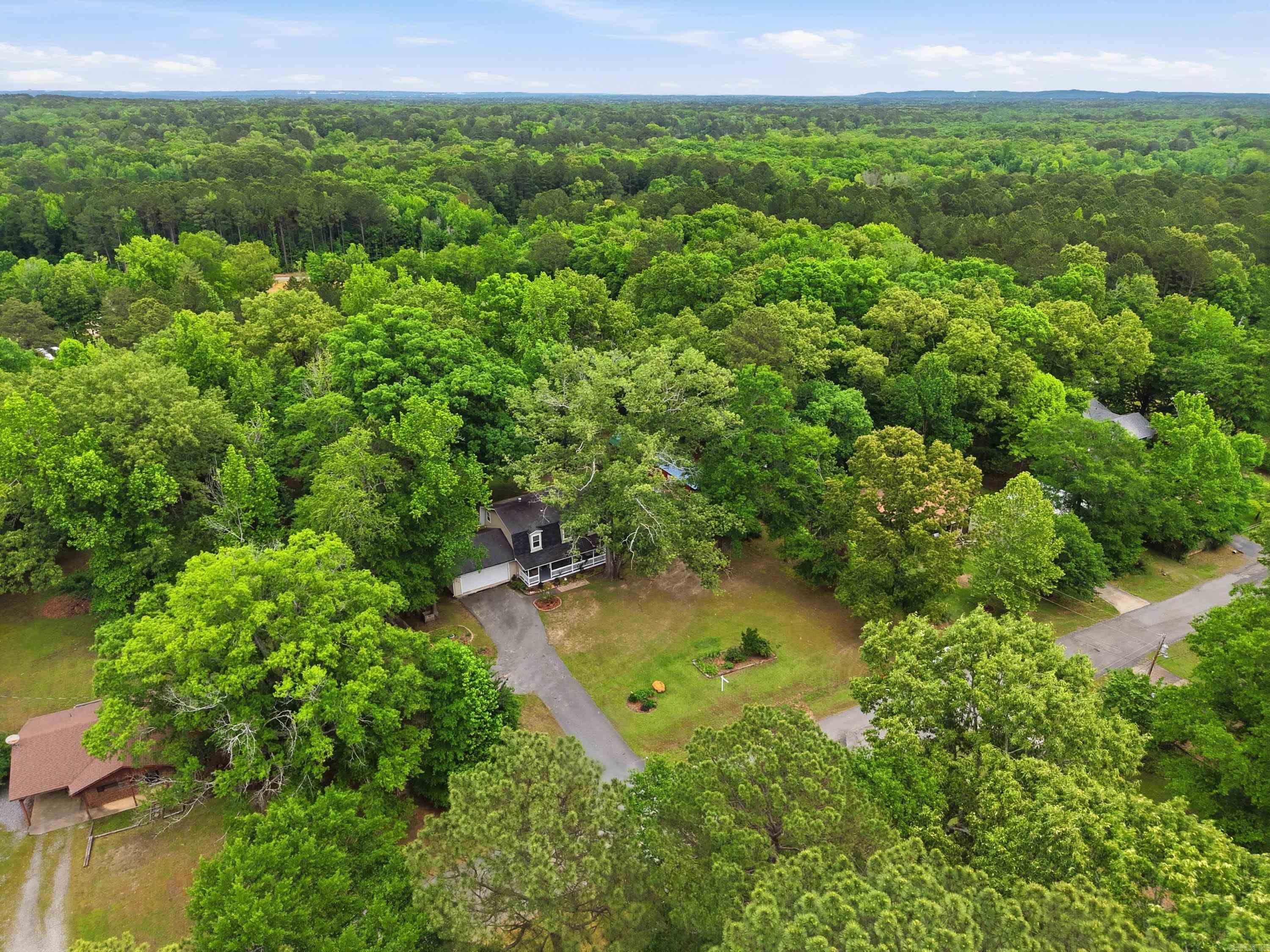 9010 Josanne Lane