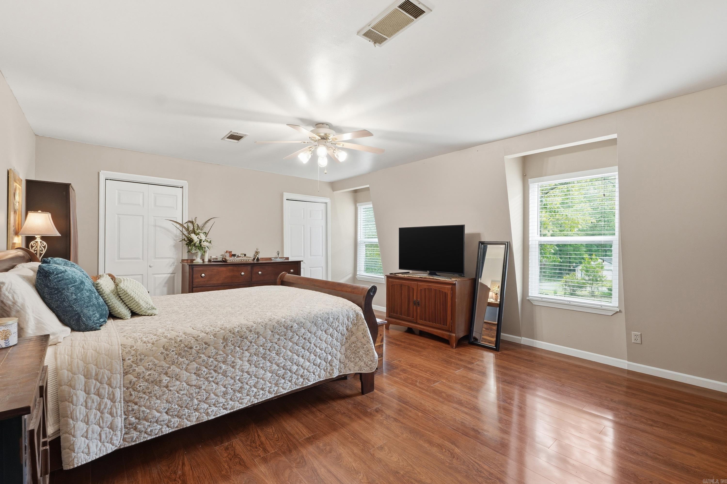 9010 Josanne Lane