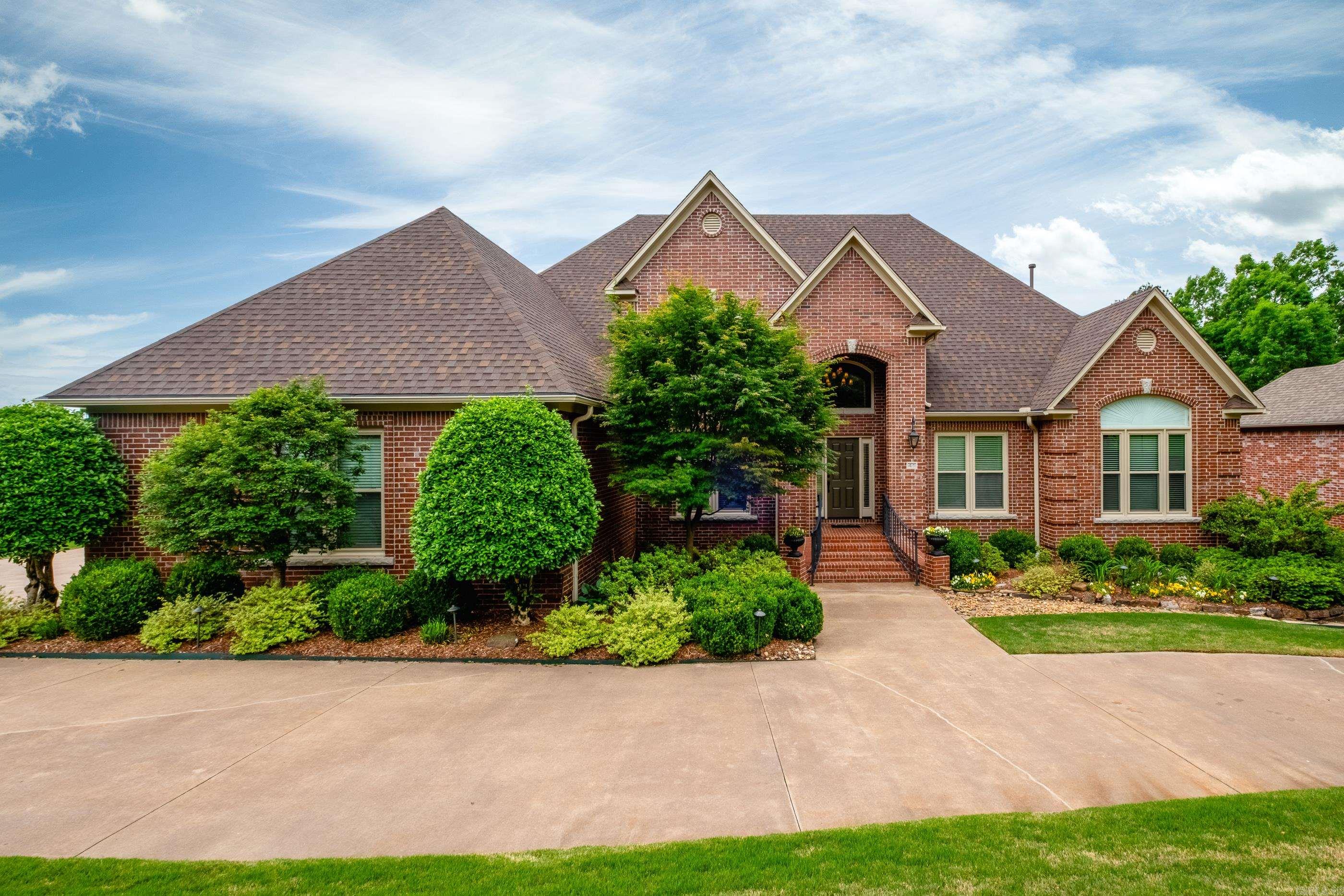 41 Bellegarde Drive