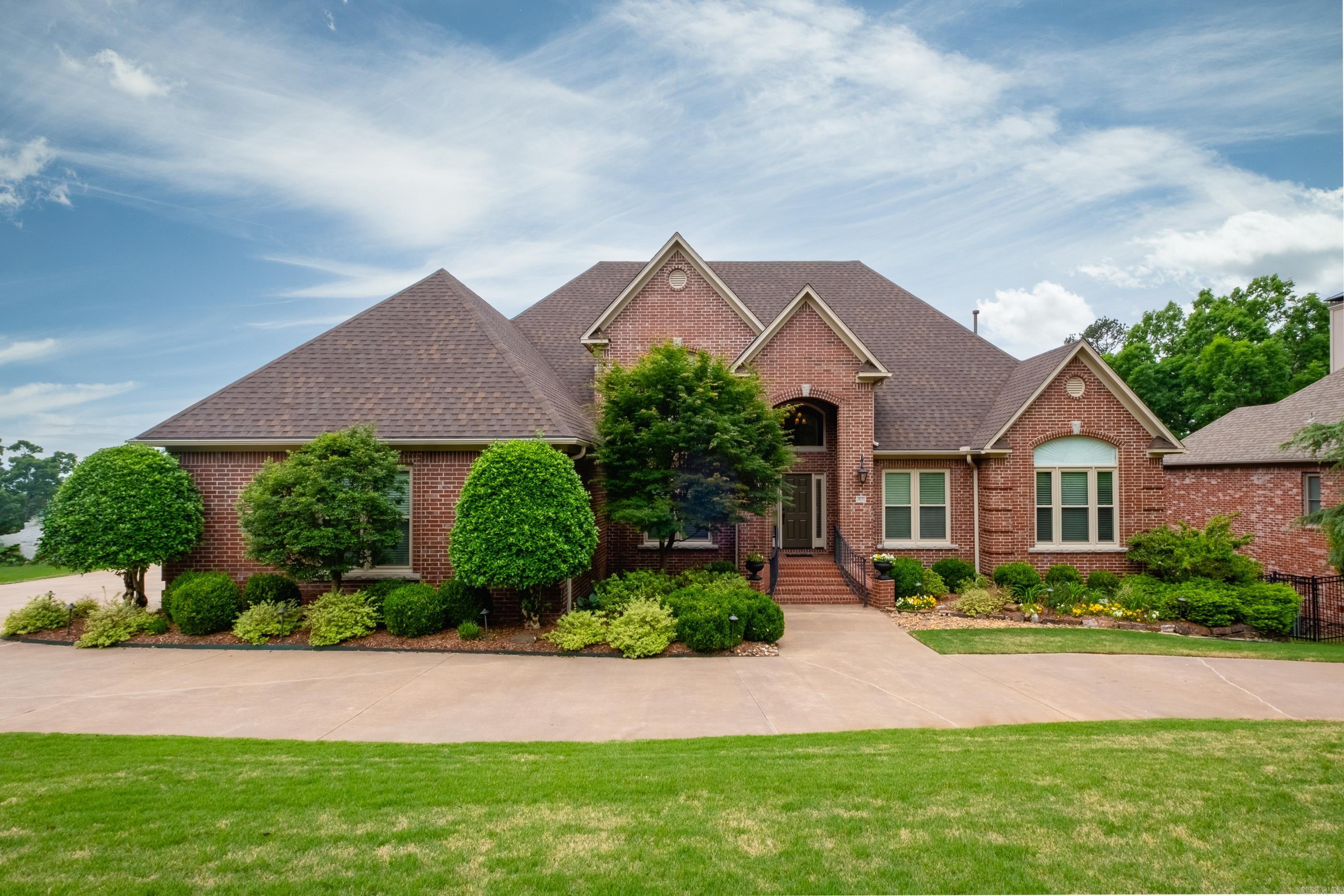 41 Bellegarde Drive