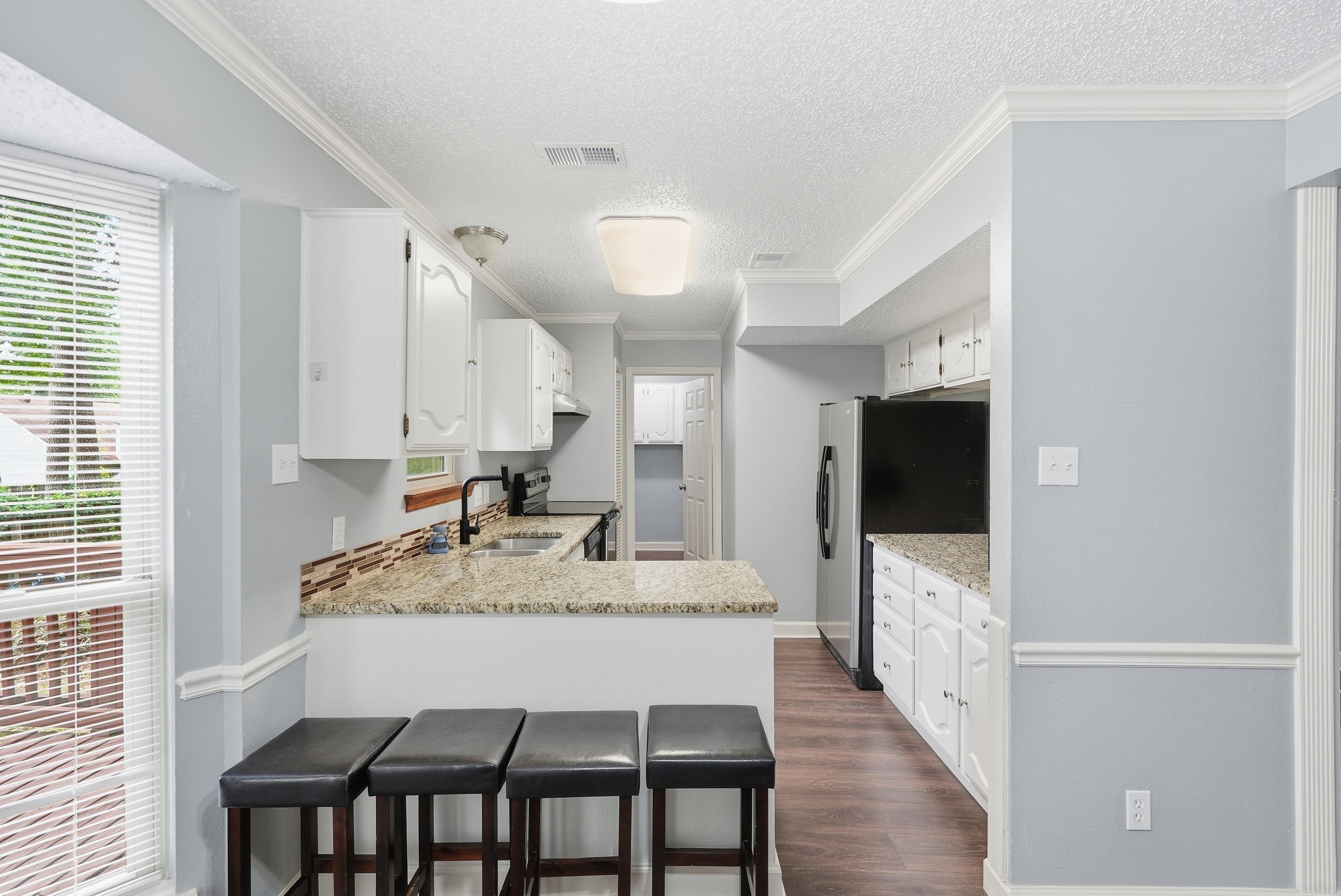 7 Evert Court