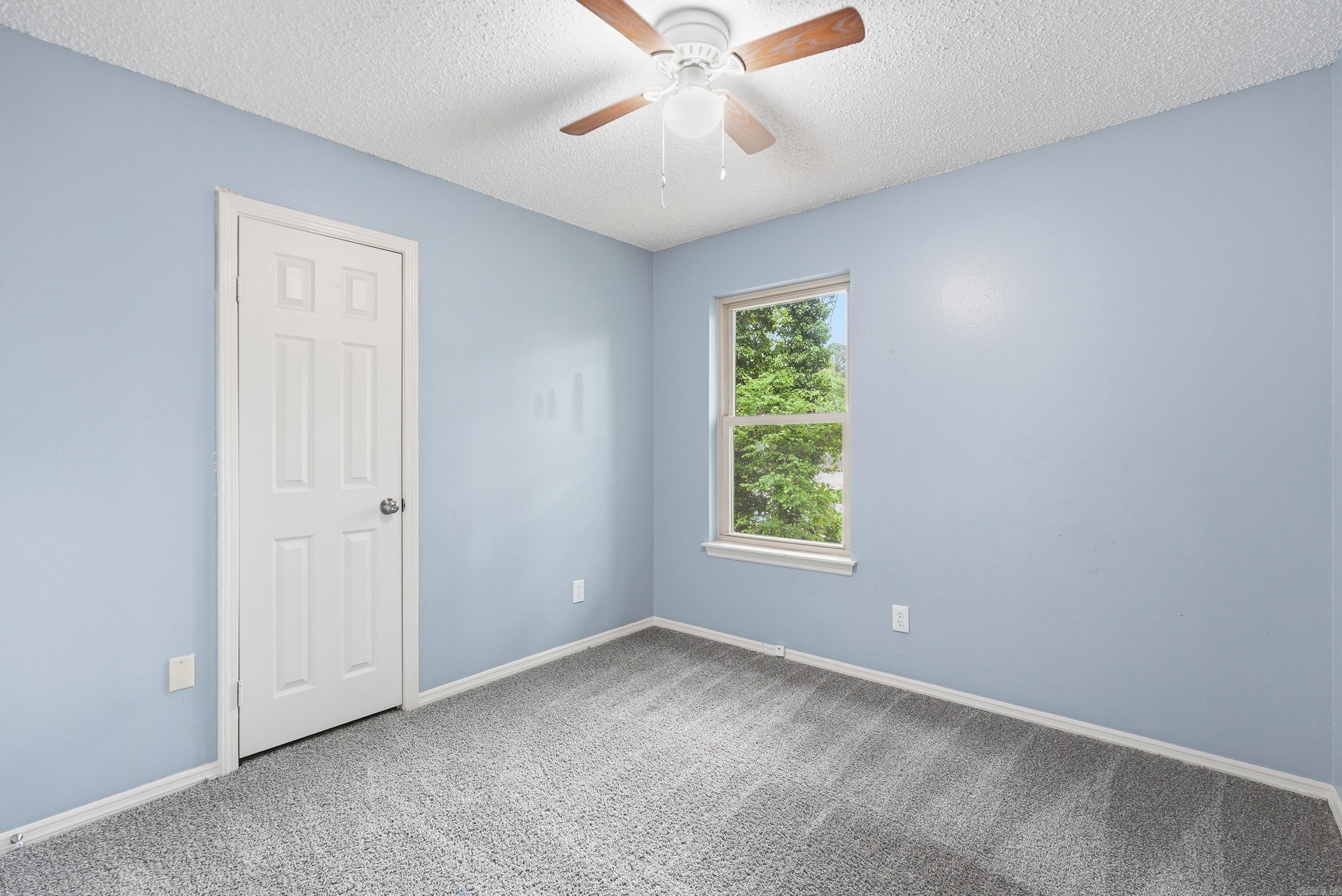 7 Evert Court
