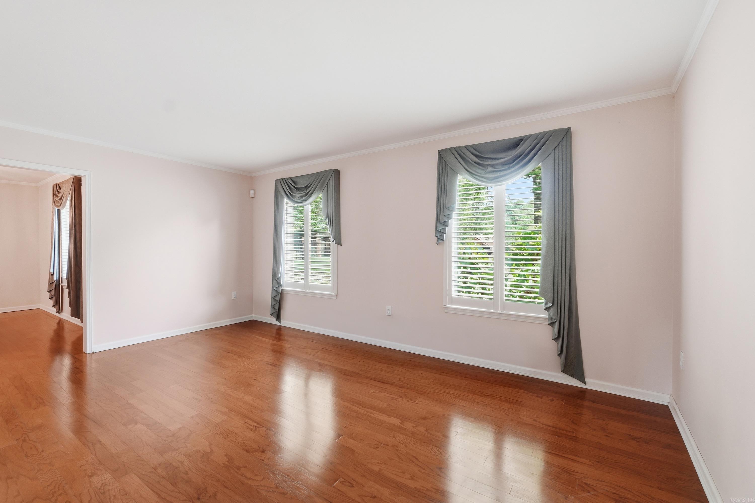 5 BUNKER HILL Street