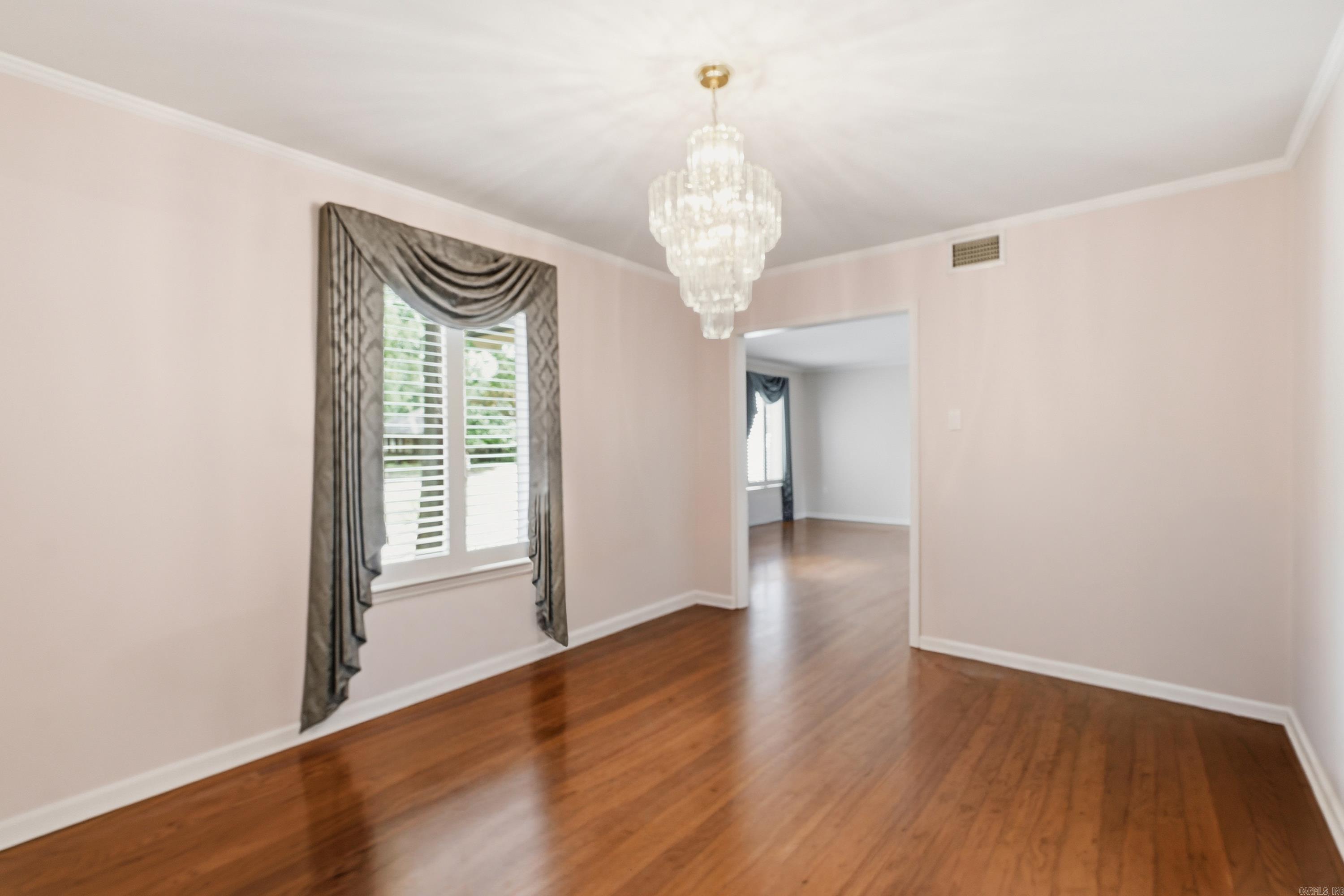 5 BUNKER HILL Street