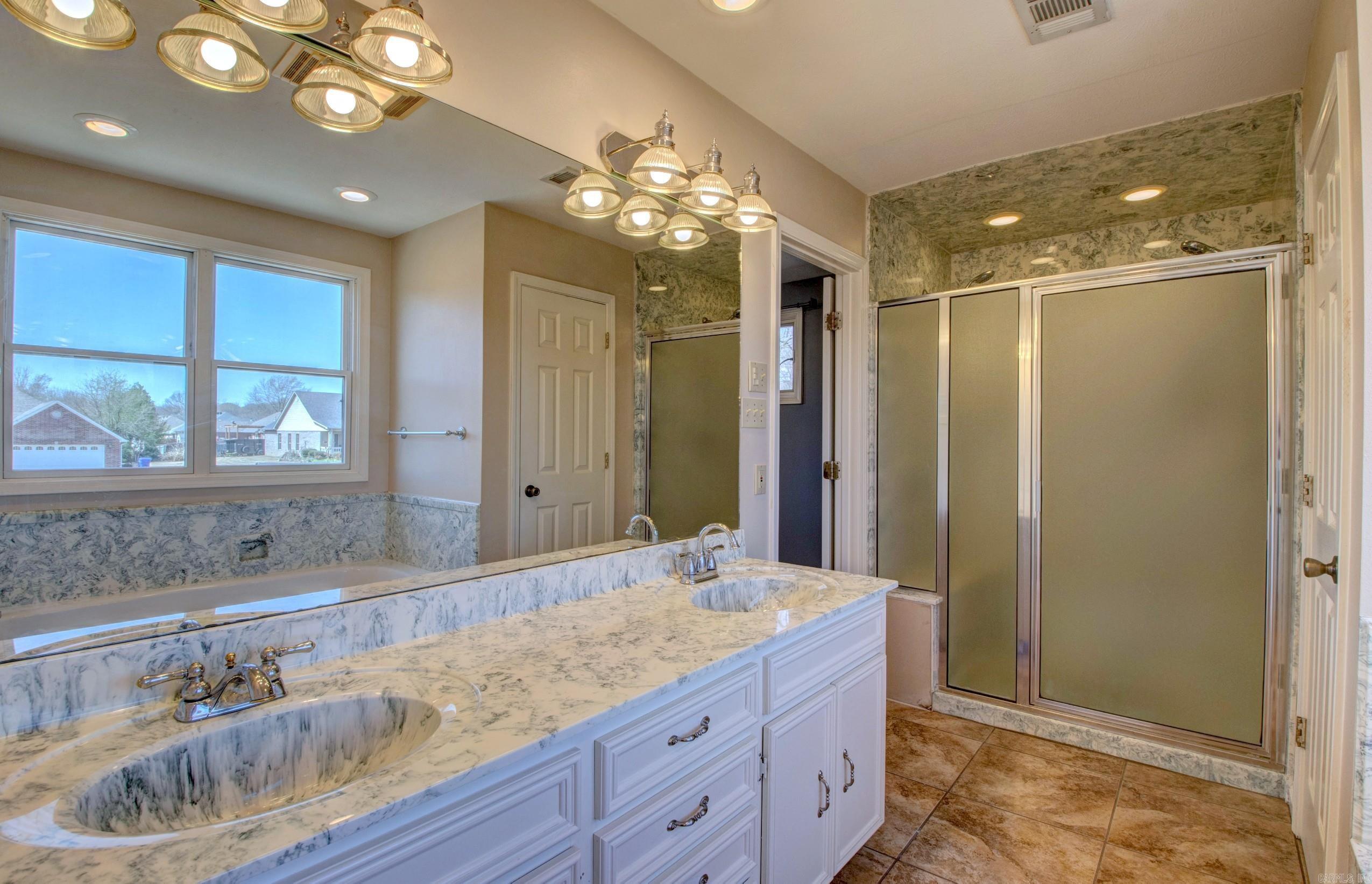 3720 Monarch Cove
