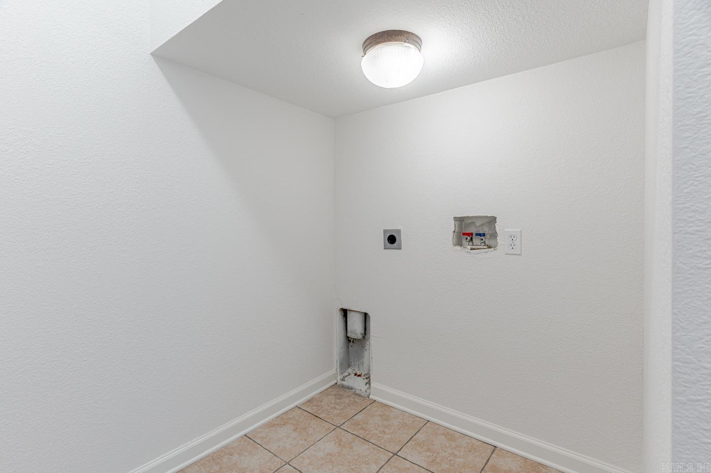 5608 Wildflower Court