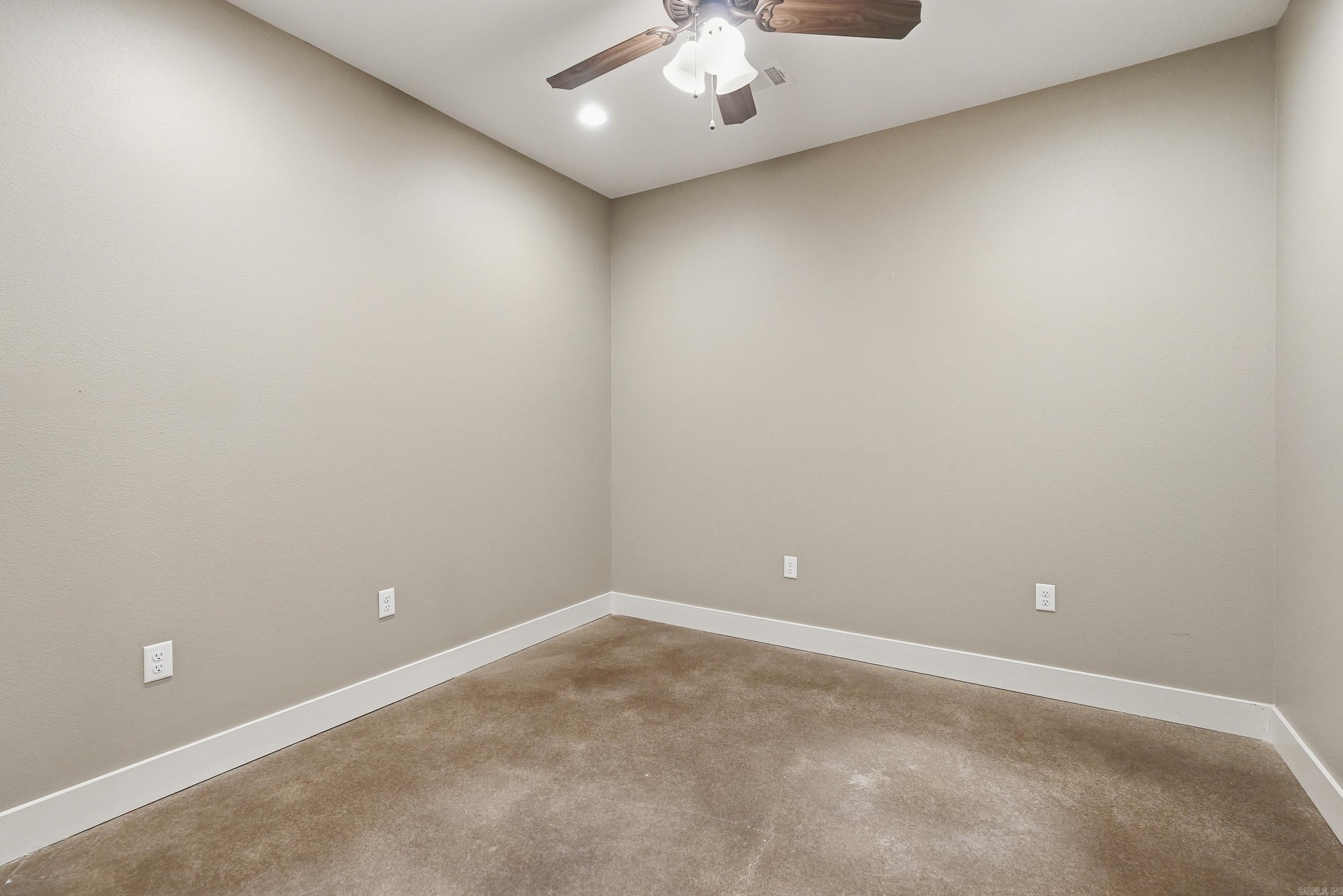 1030 Cadron Settlement Lane
