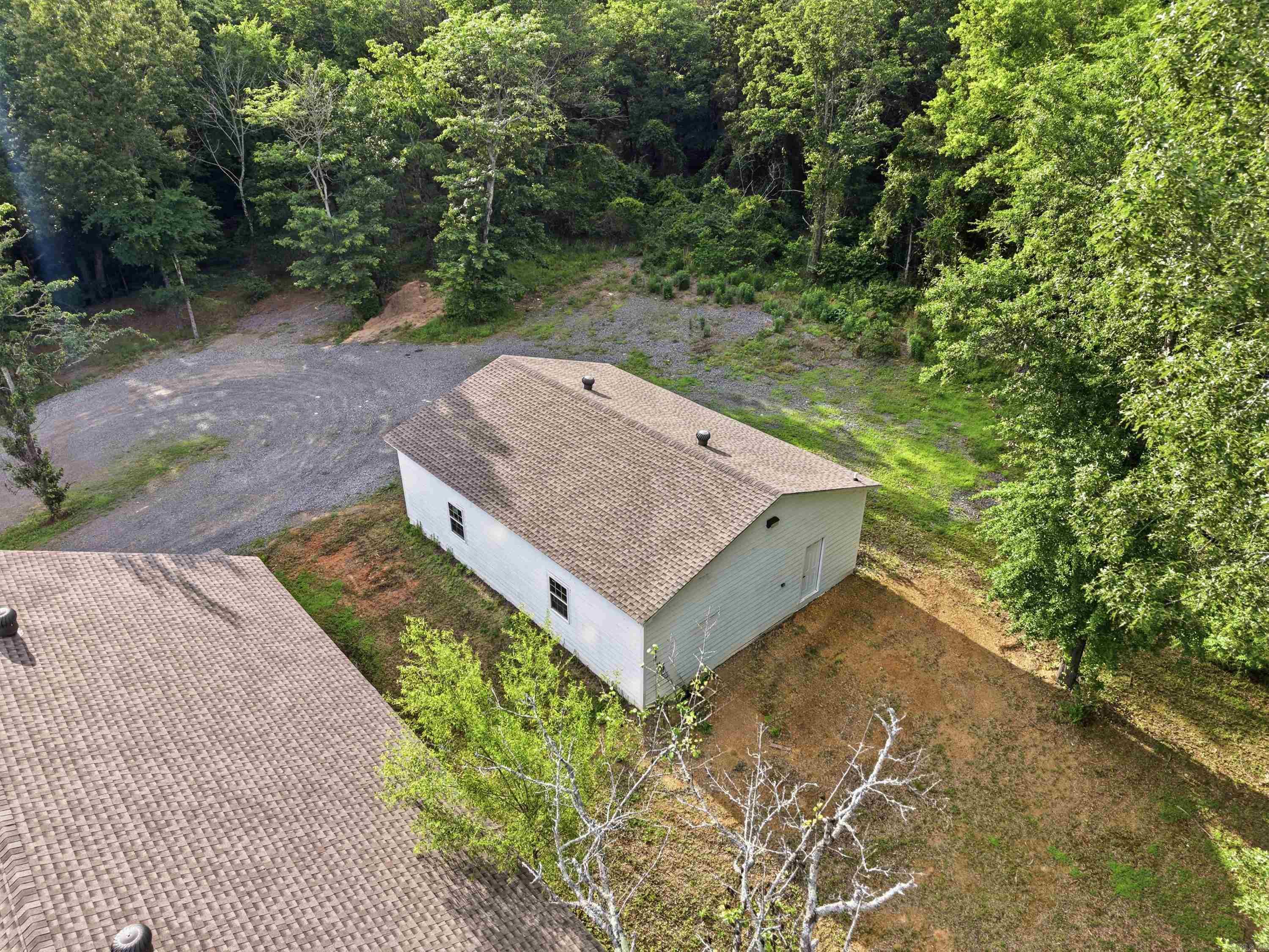1030 Cadron Settlement Lane