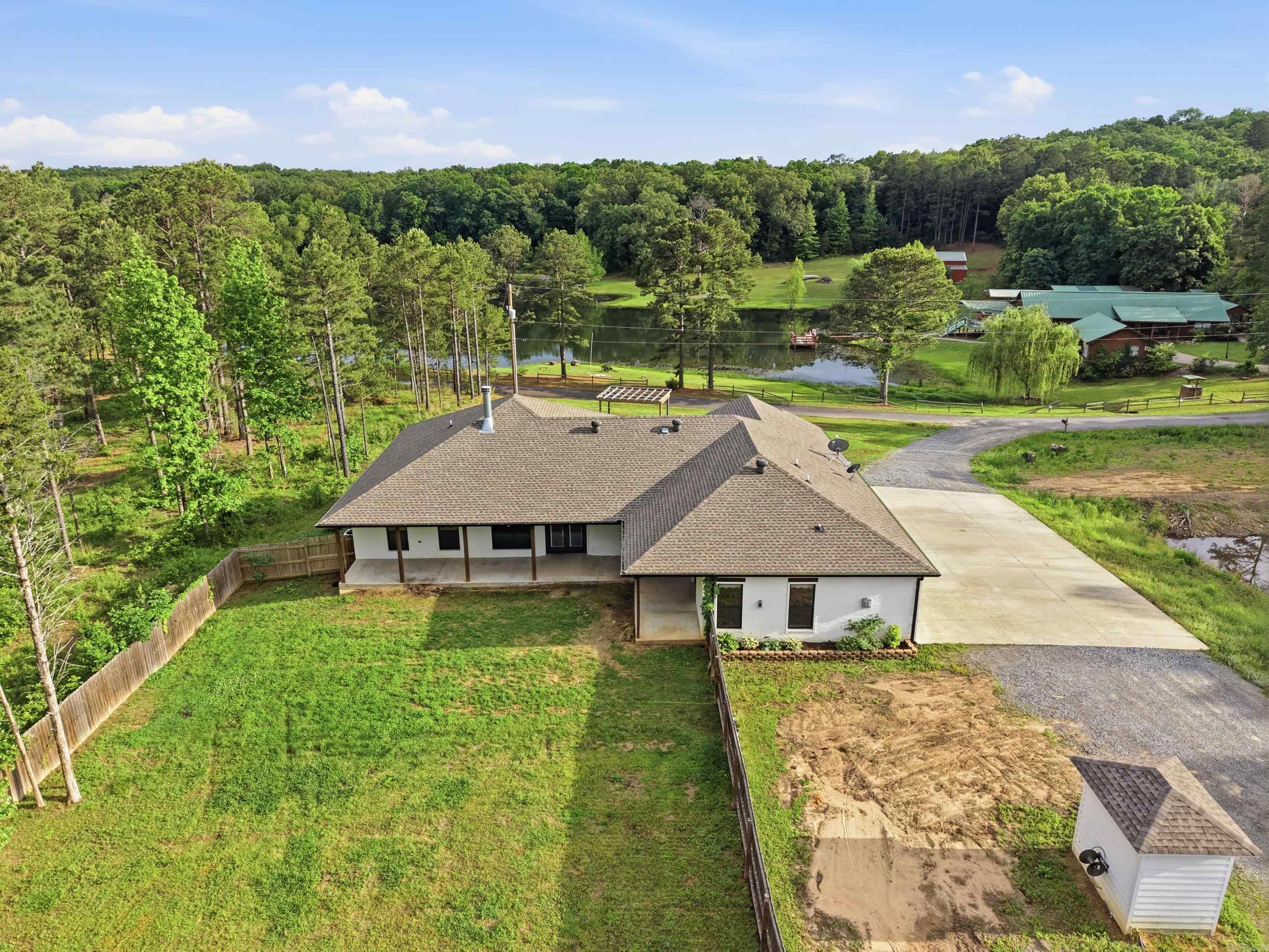 1030 Cadron Settlement Lane