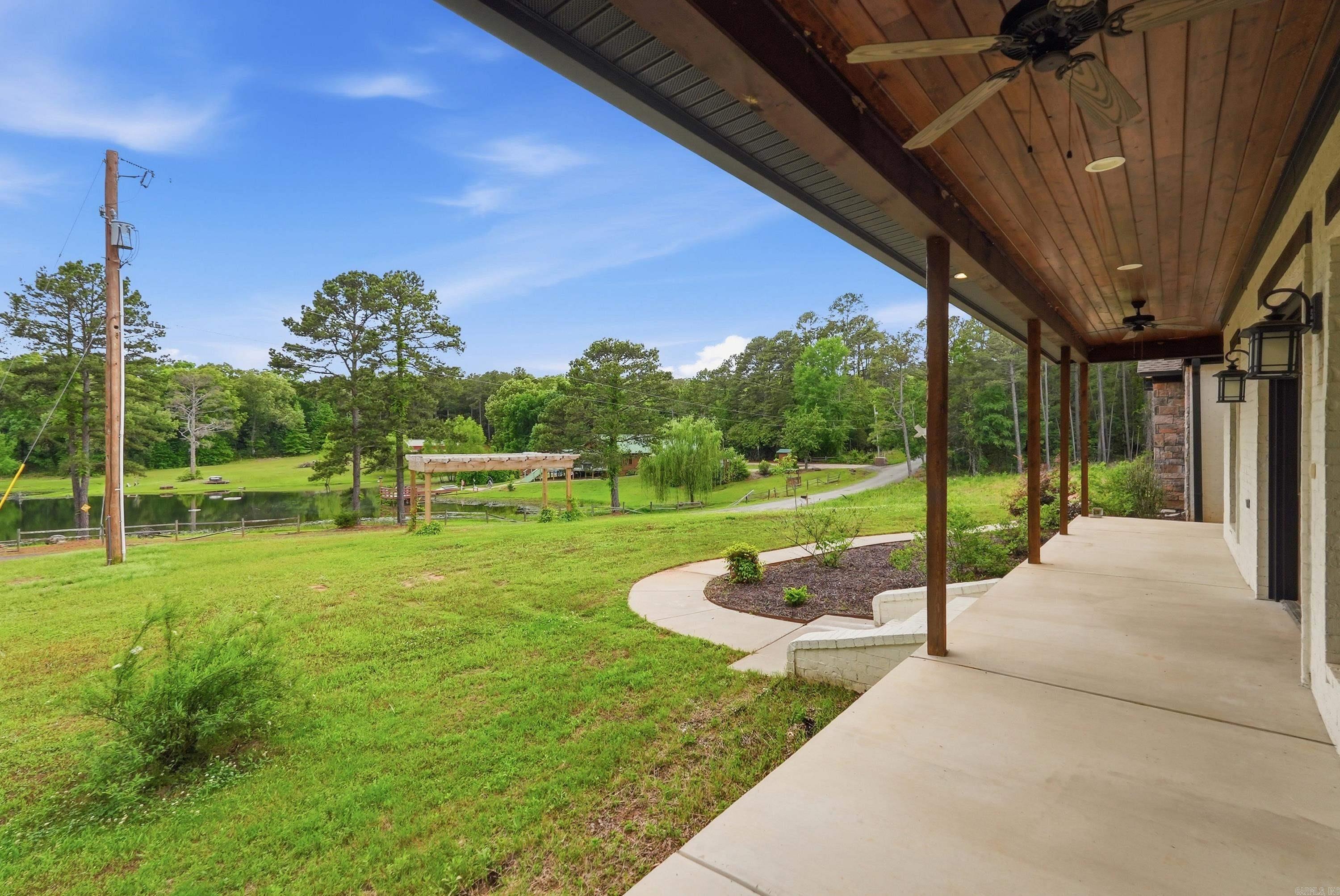 1030 Cadron Settlement Lane