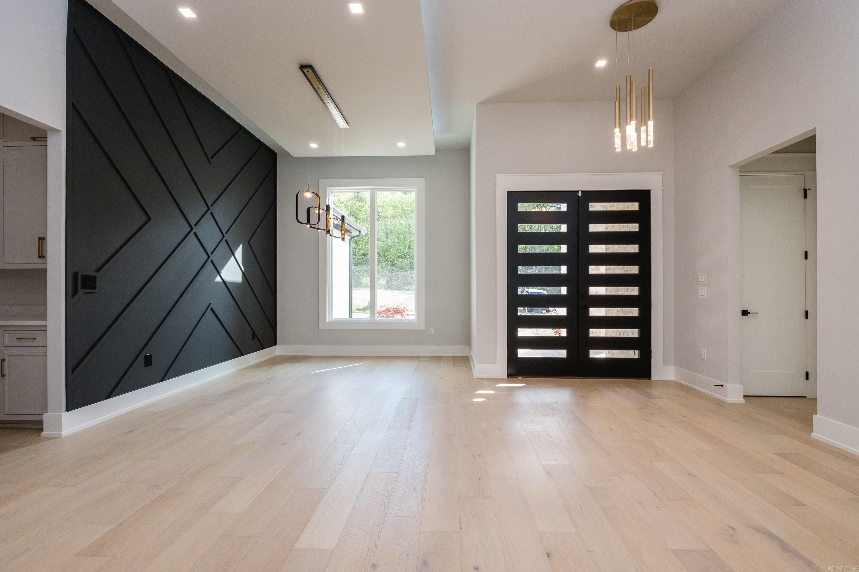 221 Abington Circle