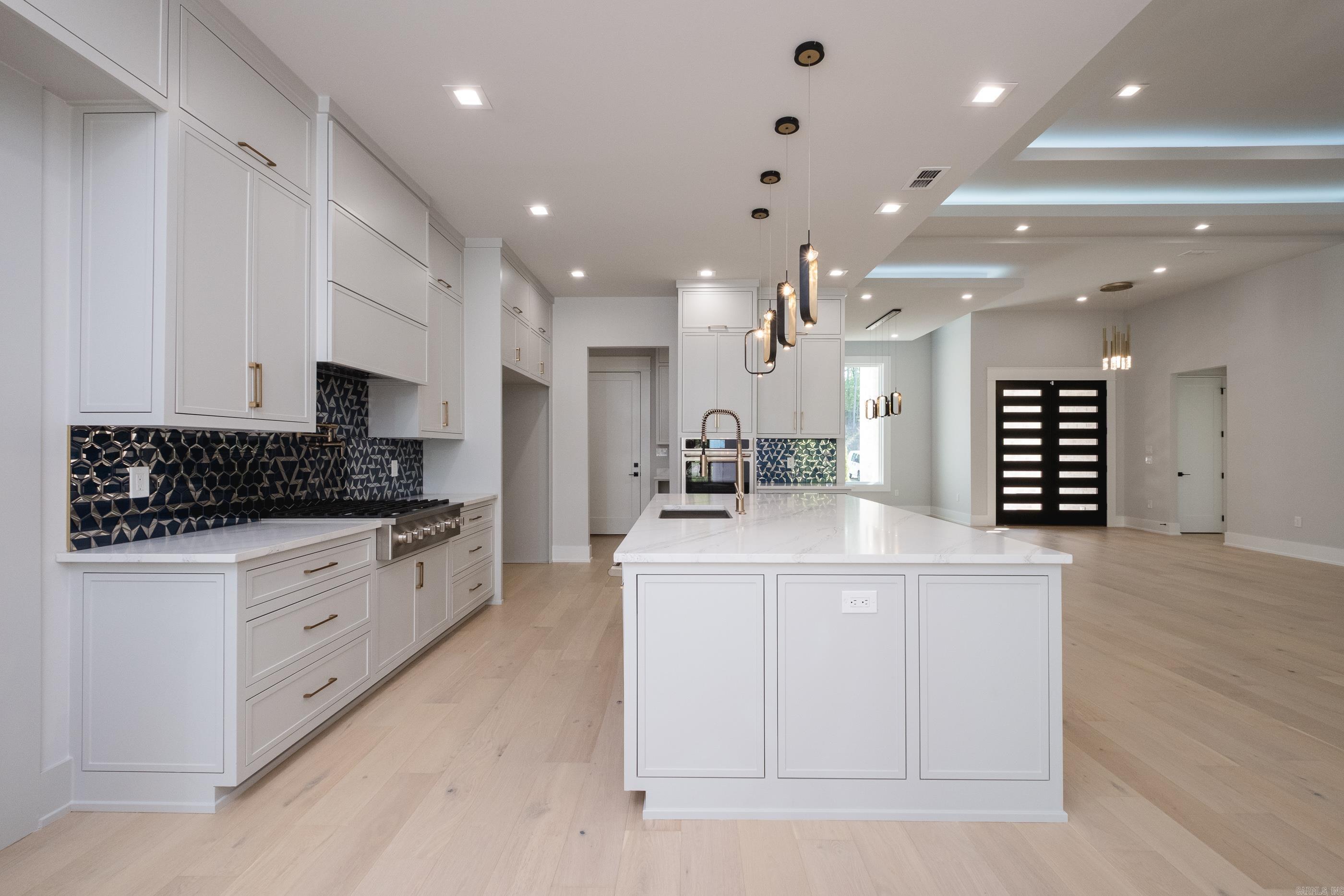 221 Abington Circle