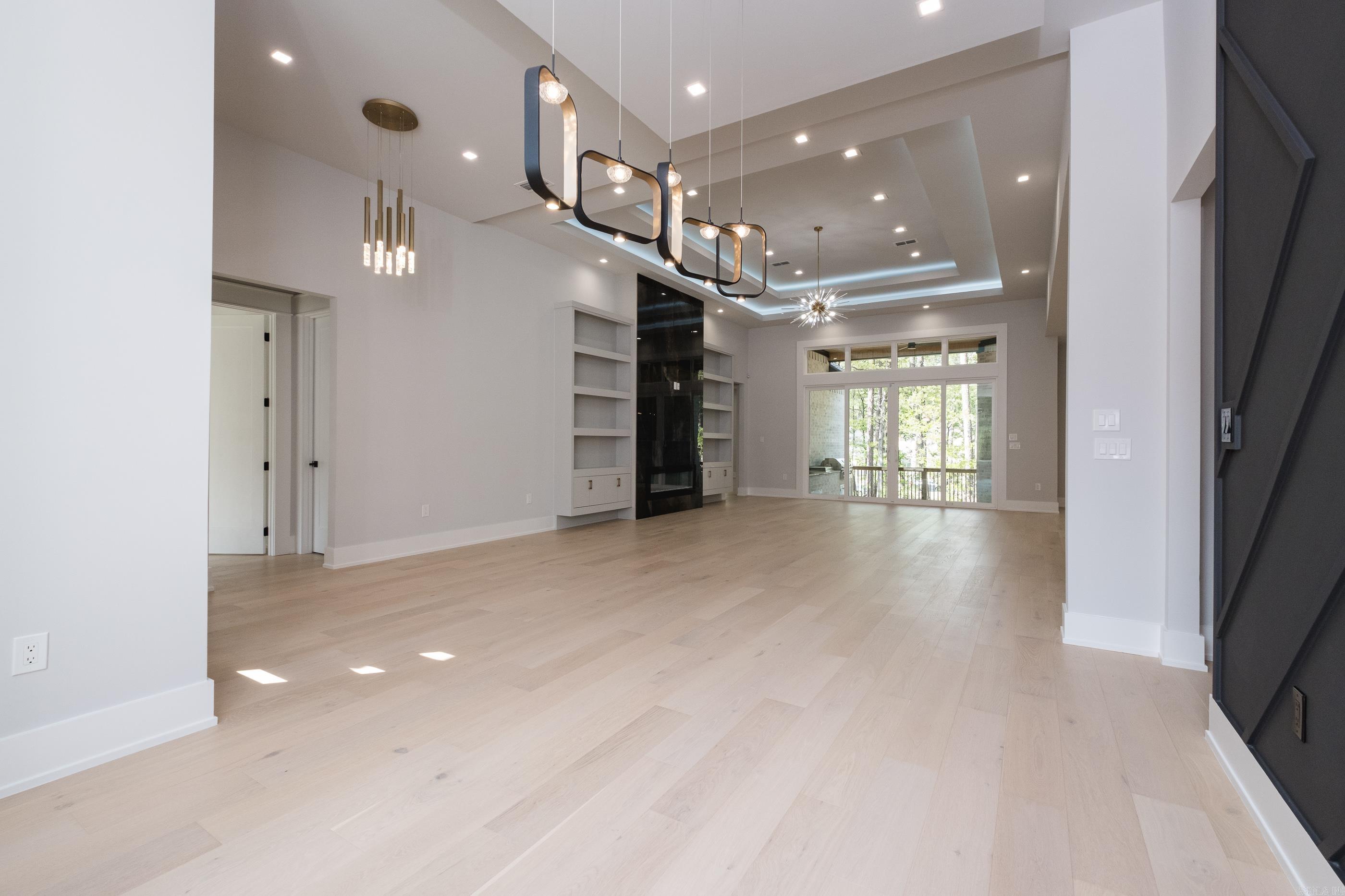 221 Abington Circle