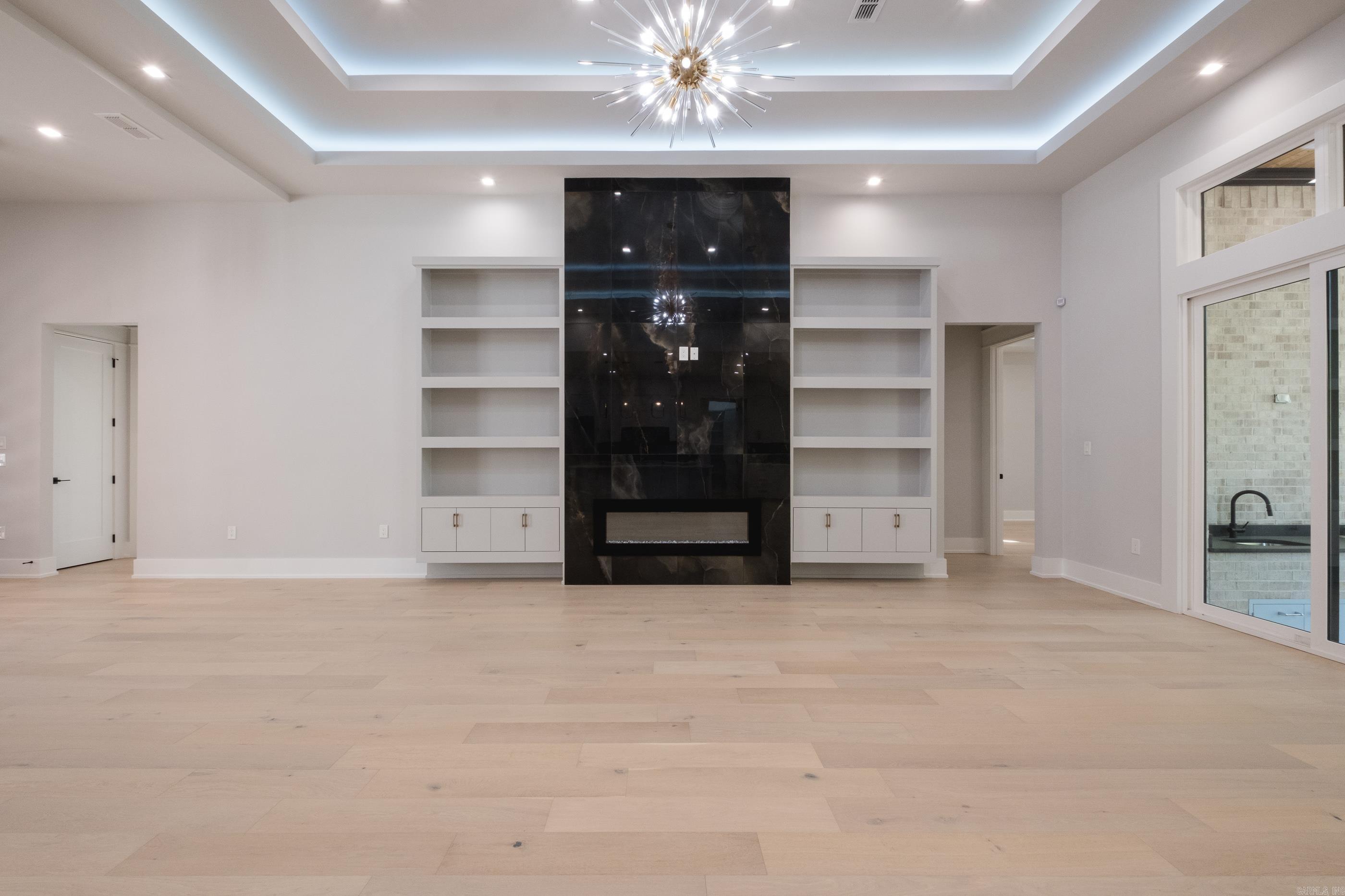 221 Abington Circle