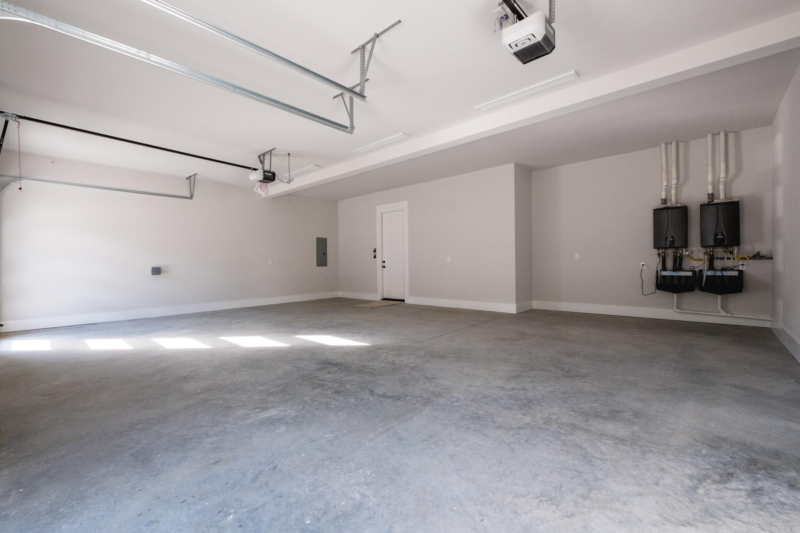 221 Abington Circle