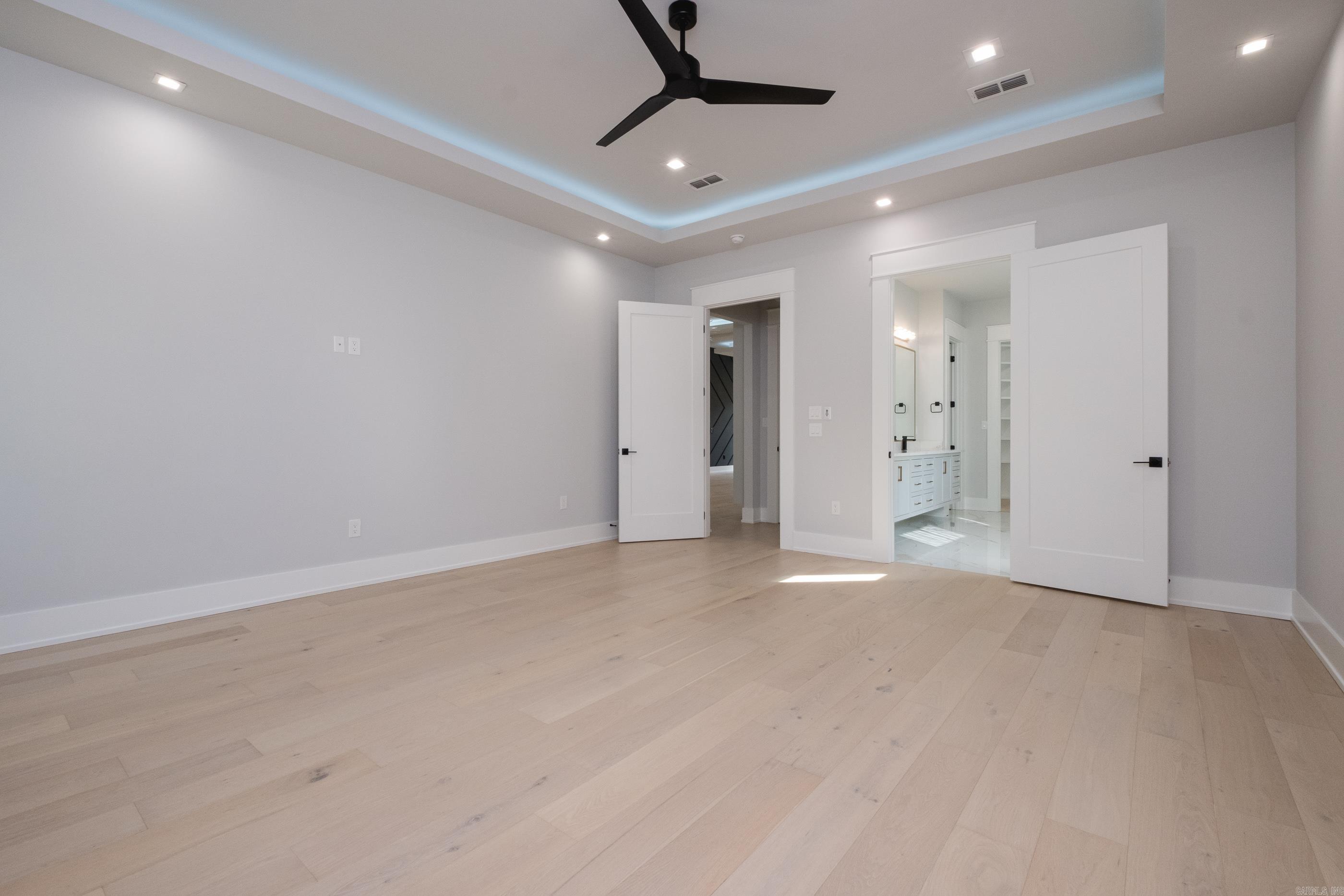 221 Abington Circle