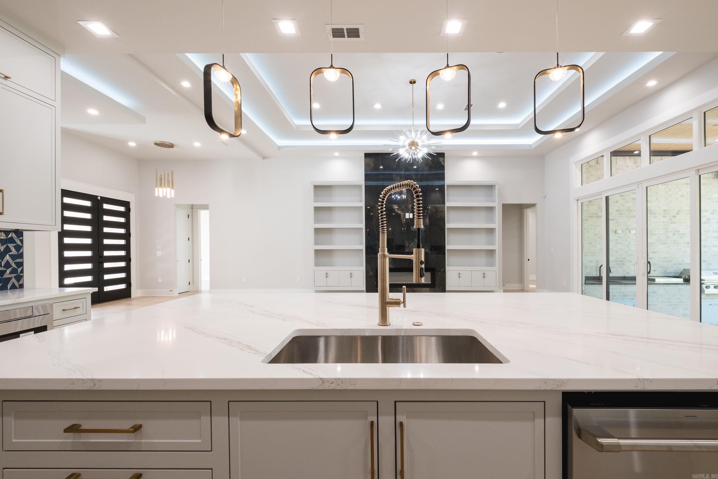 221 Abington Circle