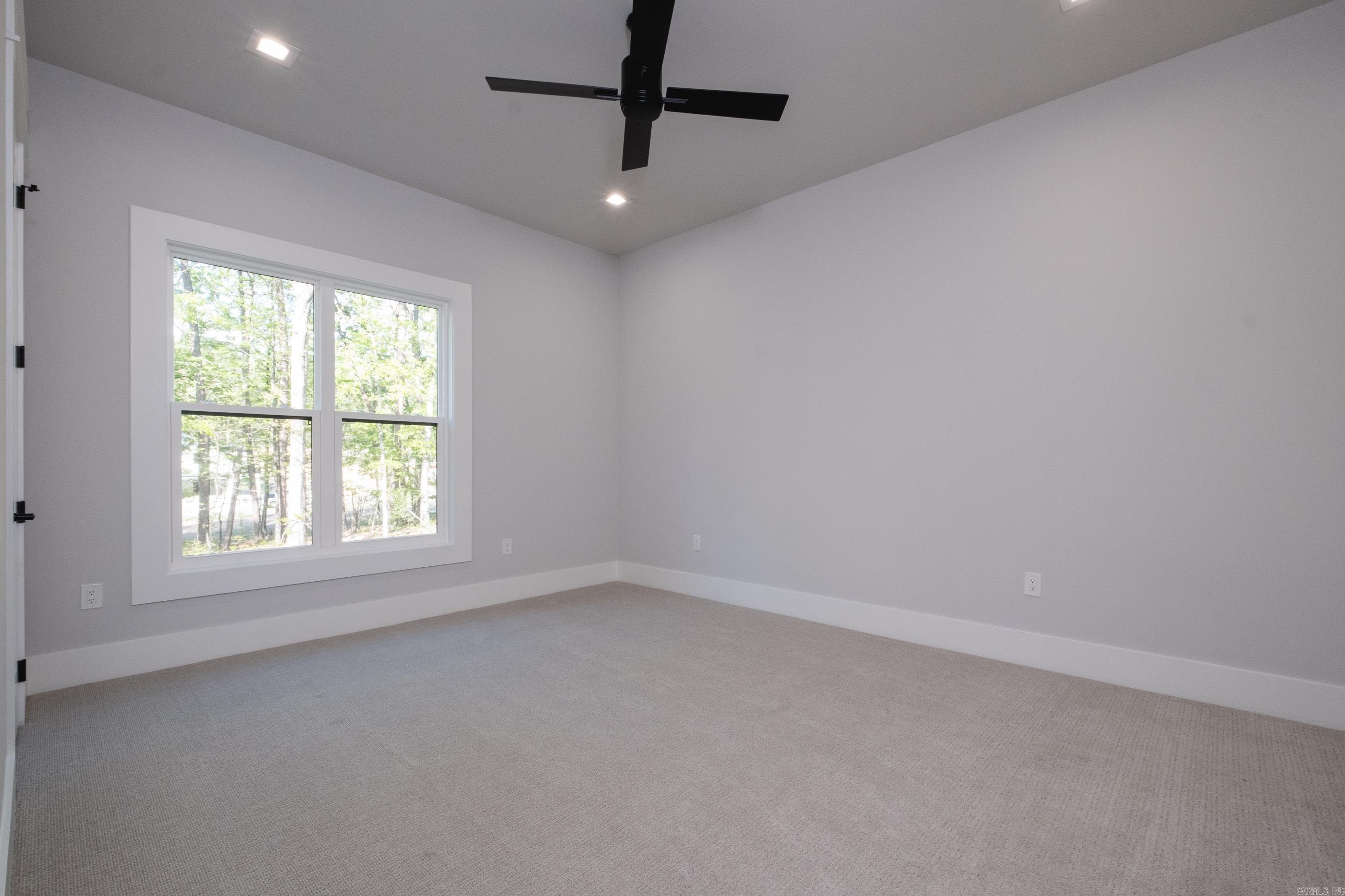 221 Abington Circle