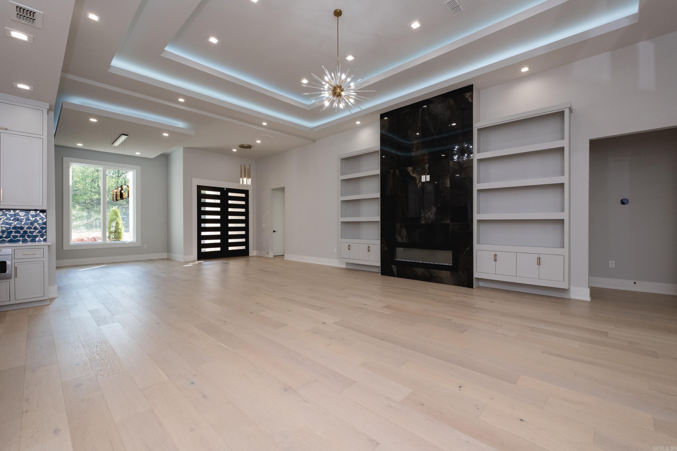 221 Abington Circle