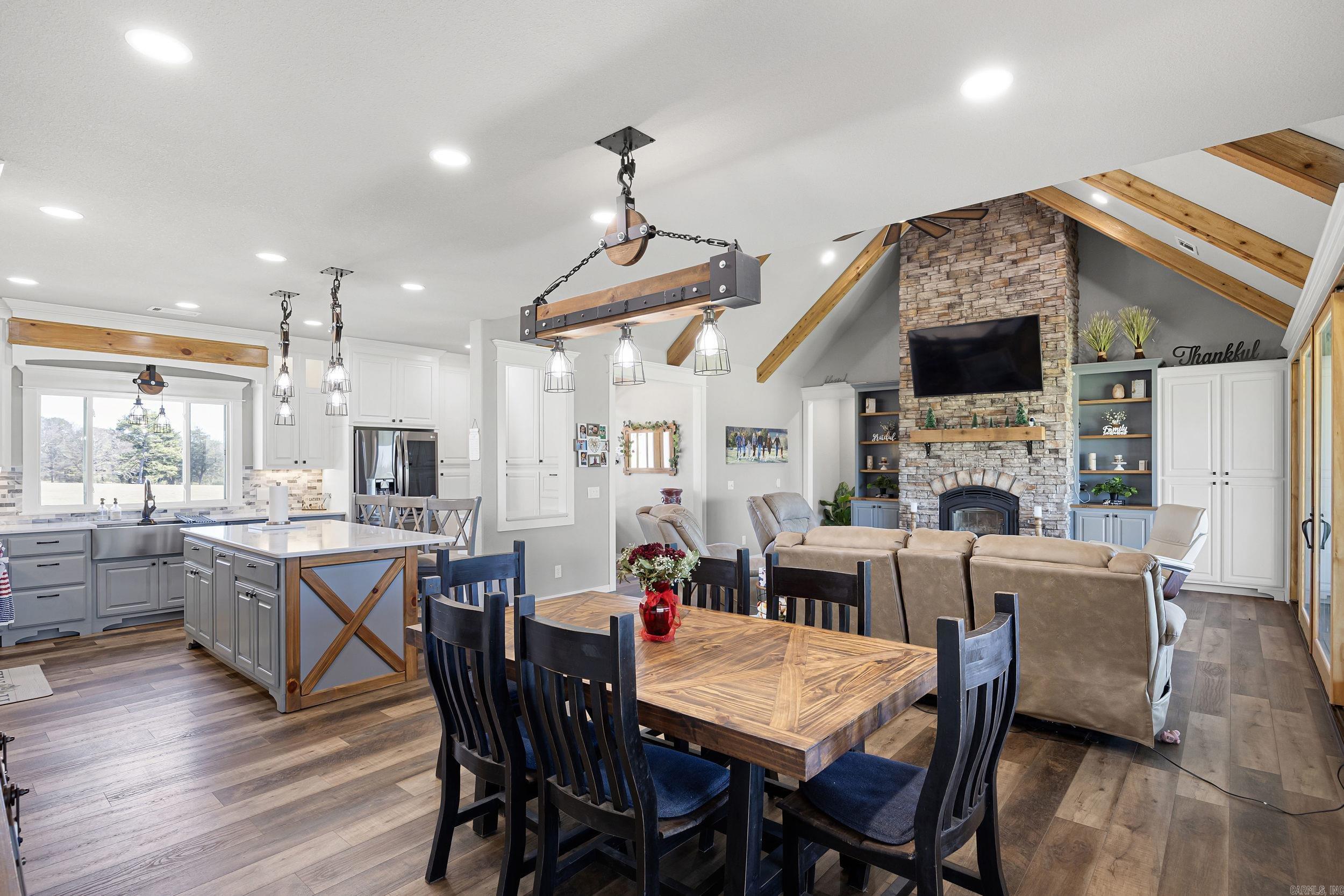 4503 Dogwood Lane