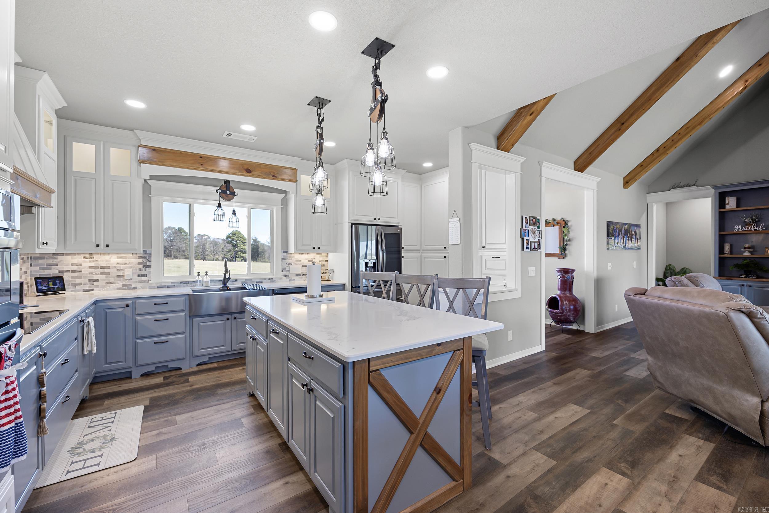 4503 Dogwood Lane