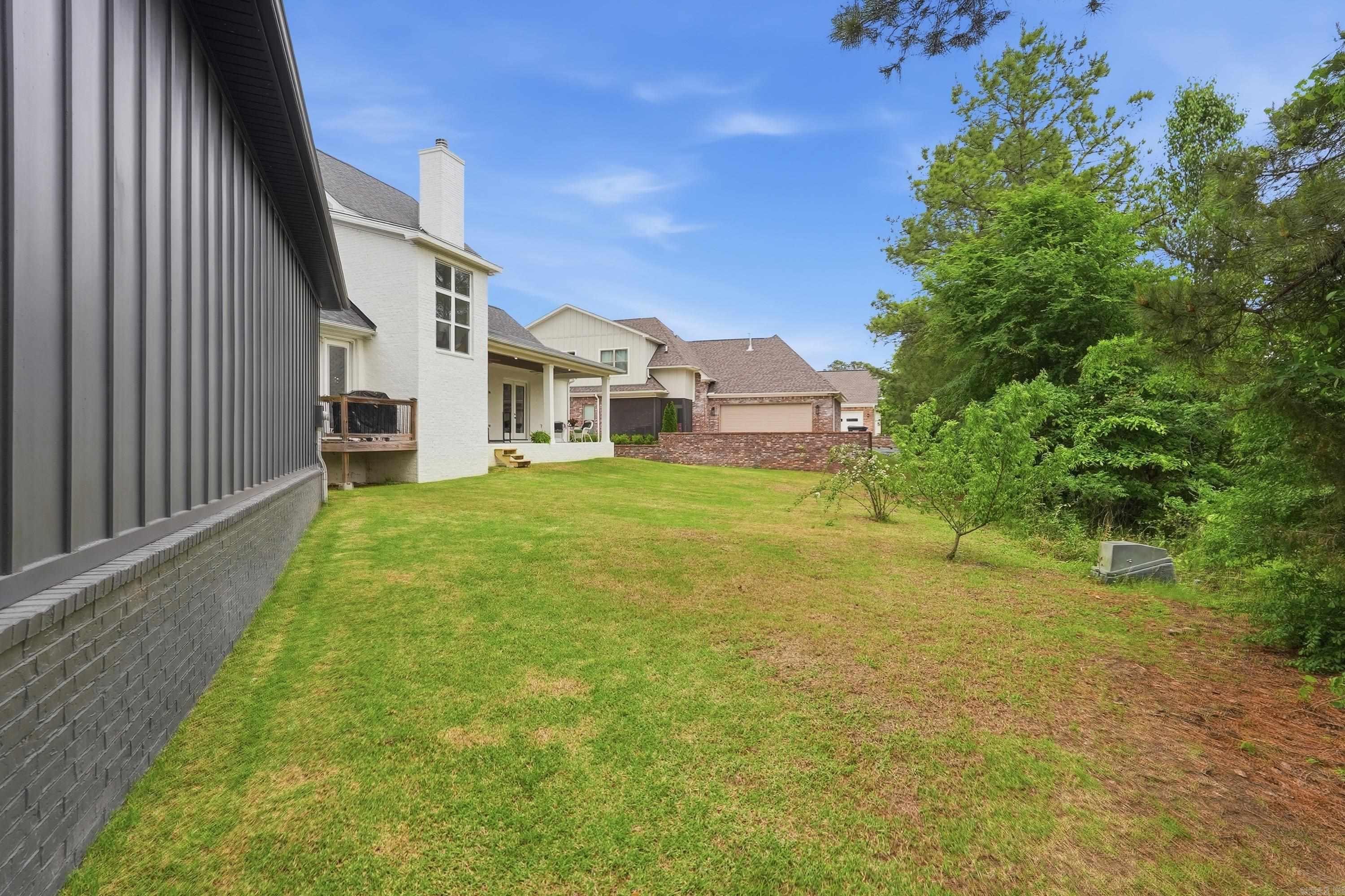 4885 Edgewood Pak