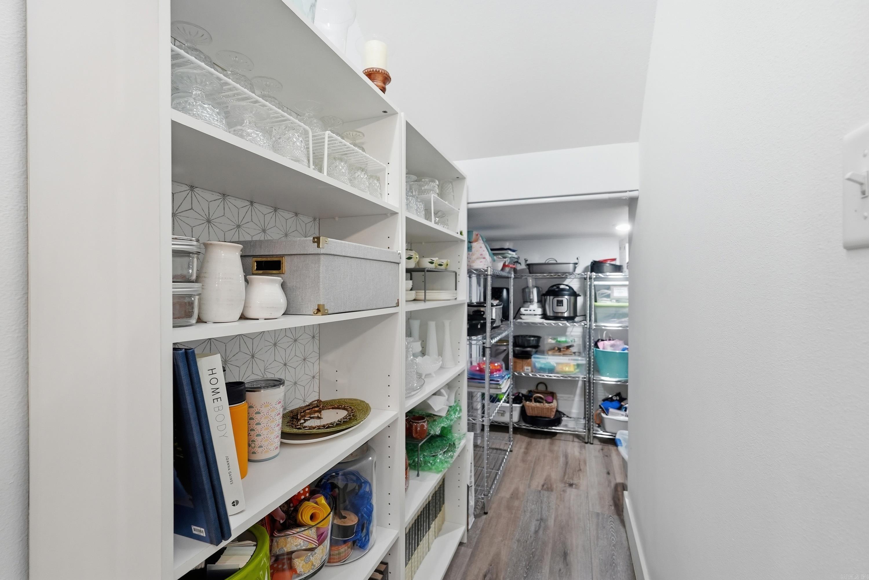 4885 Edgewood Pak