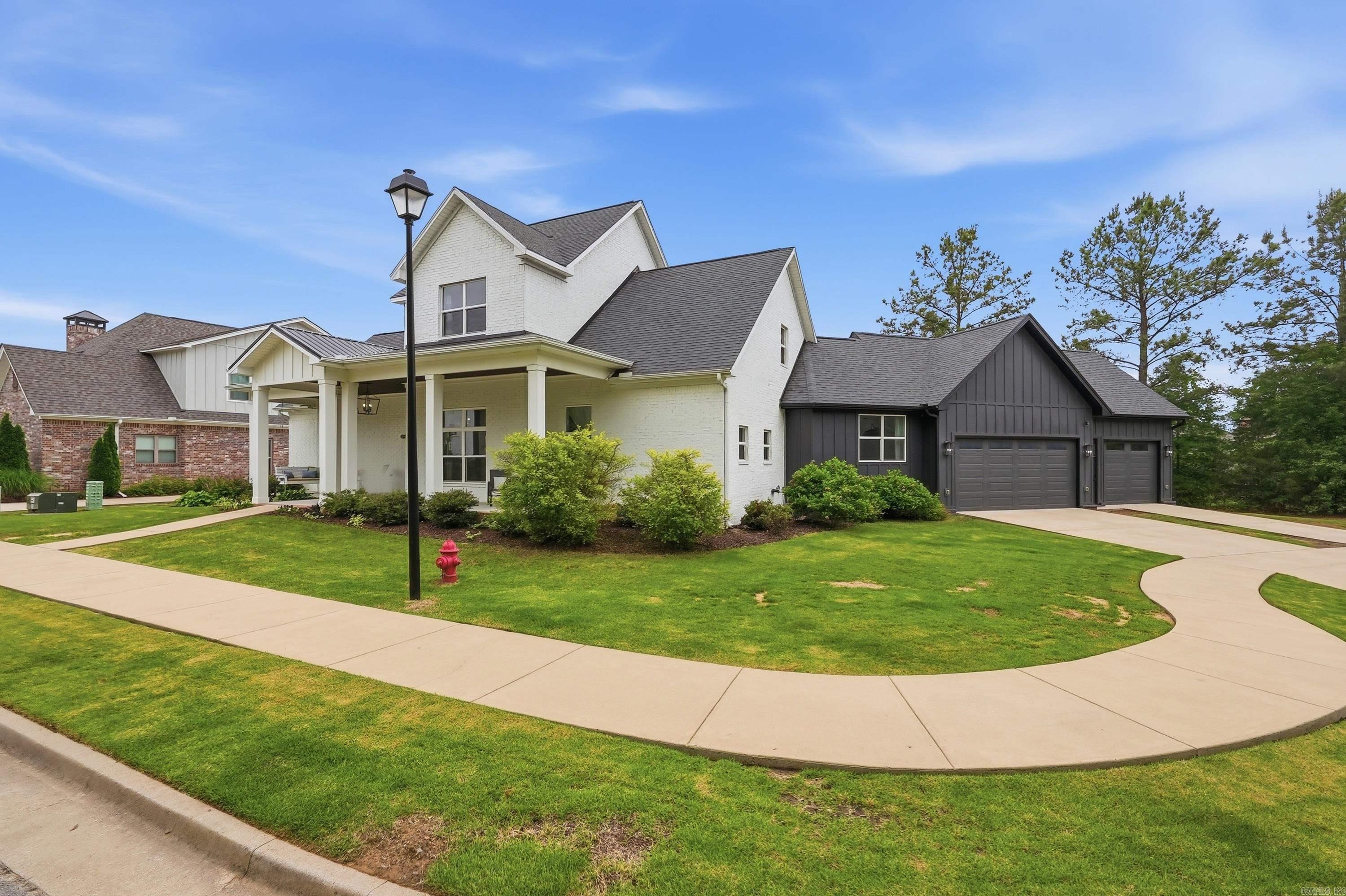4885 Edgewood Pak