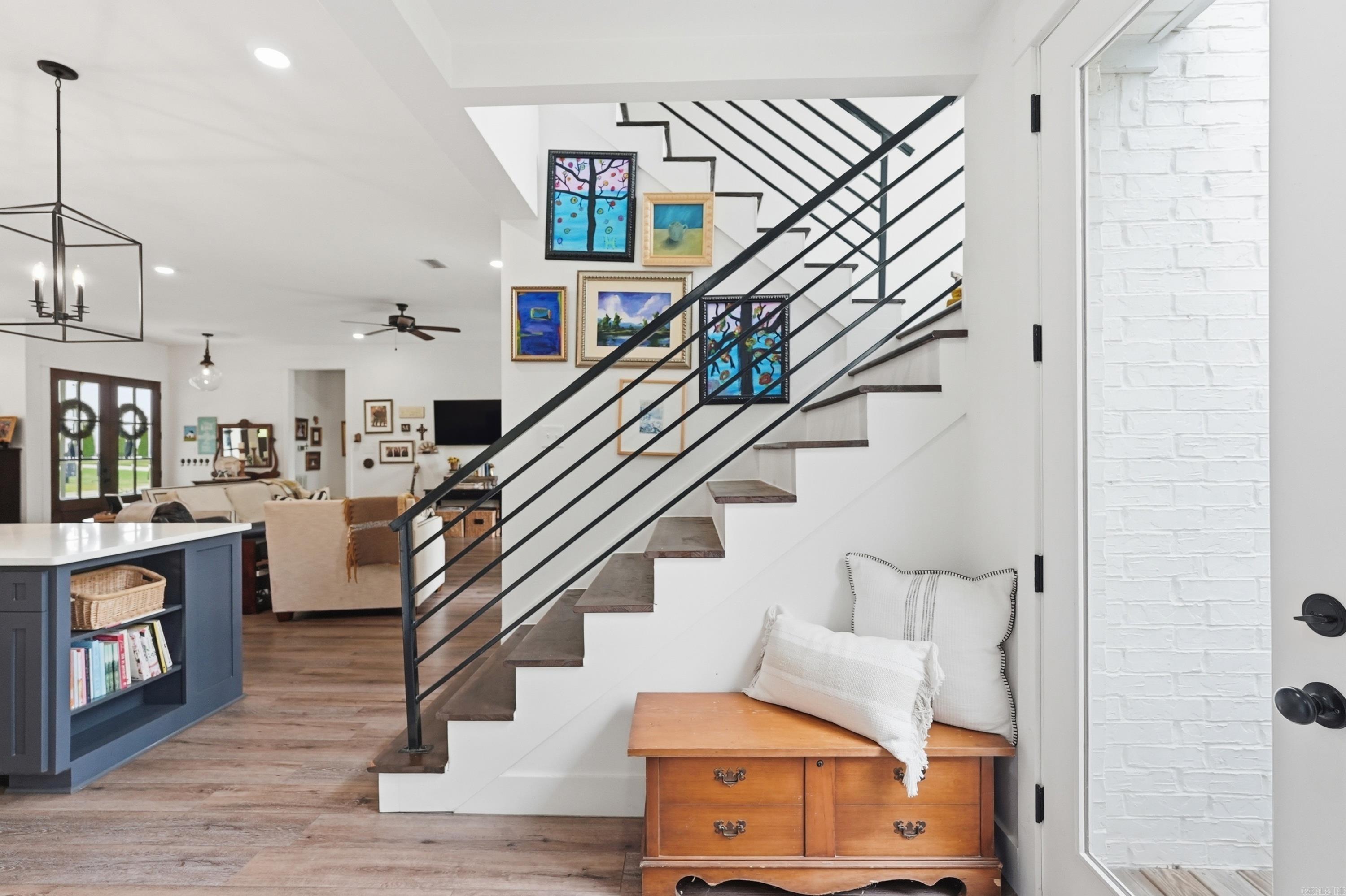 4885 Edgewood Pak