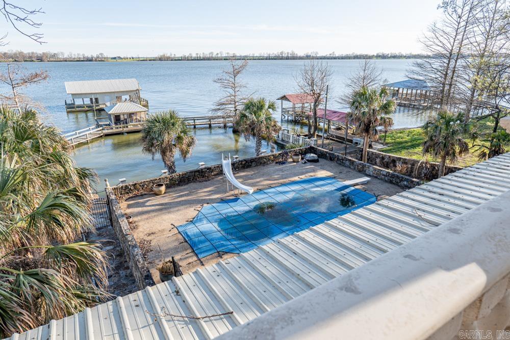 277 Lake Hall Road