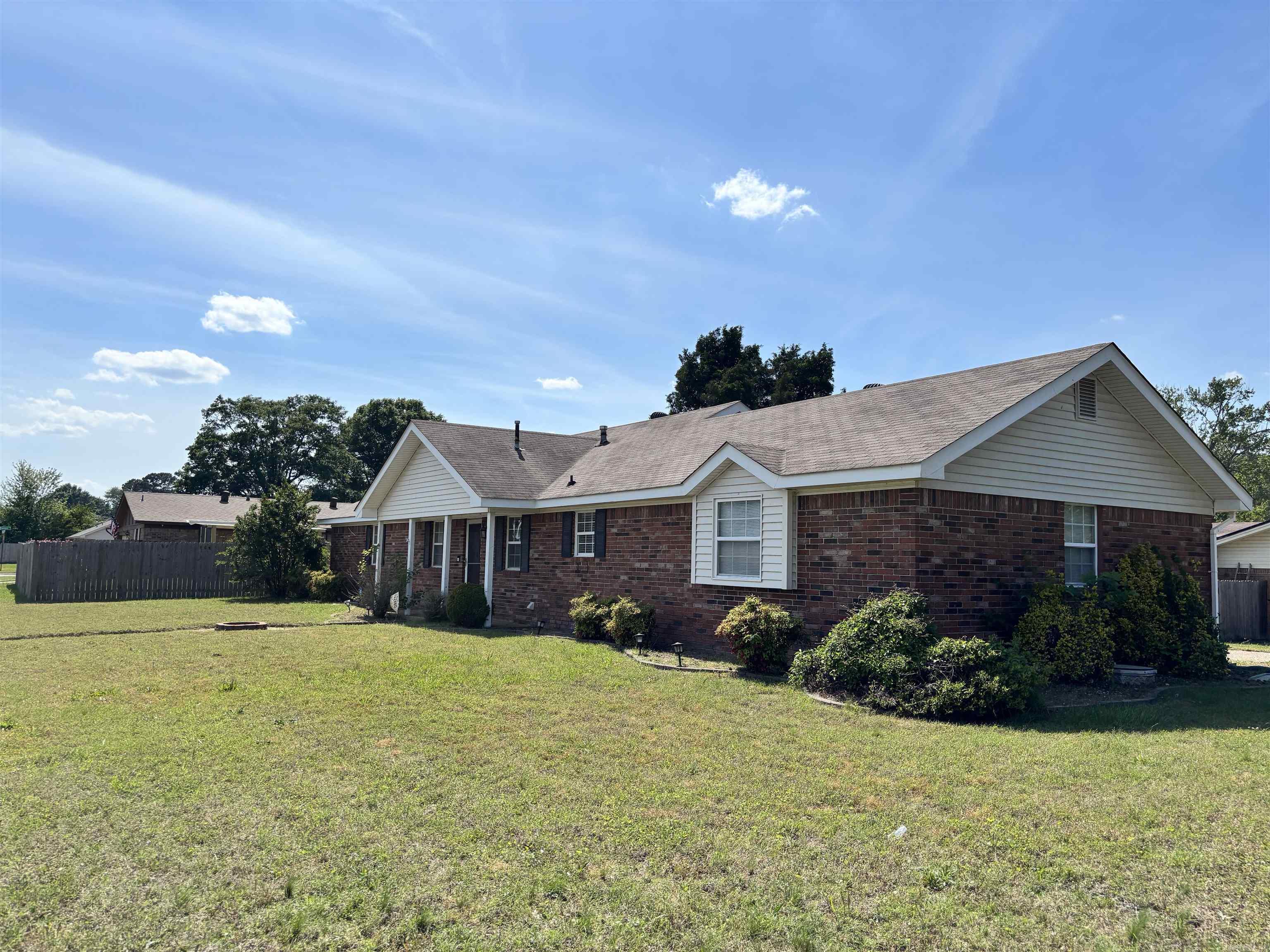 1 Danbury Lane