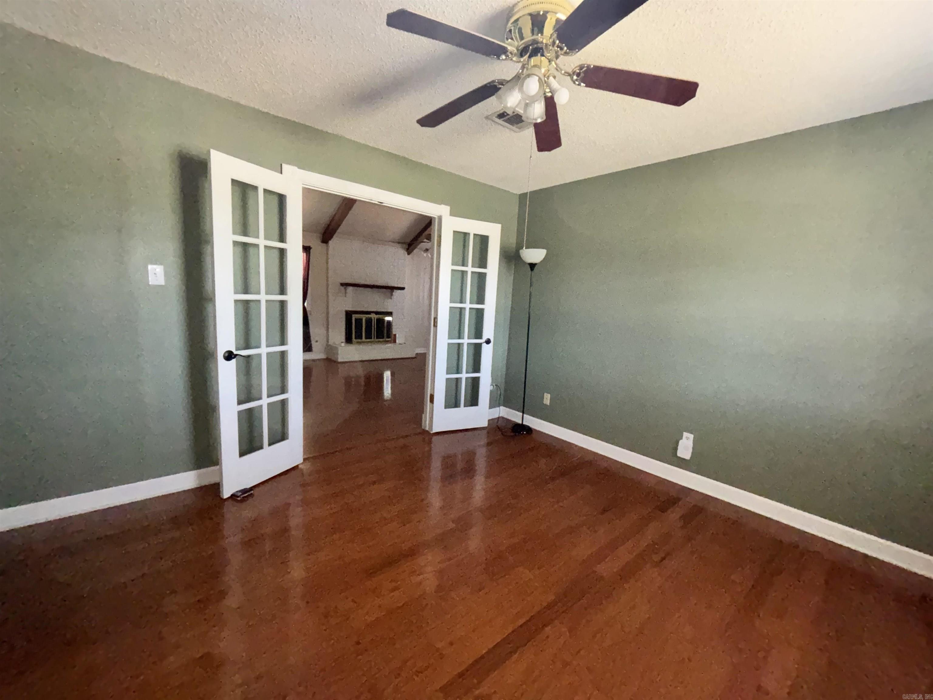 1 Danbury Lane