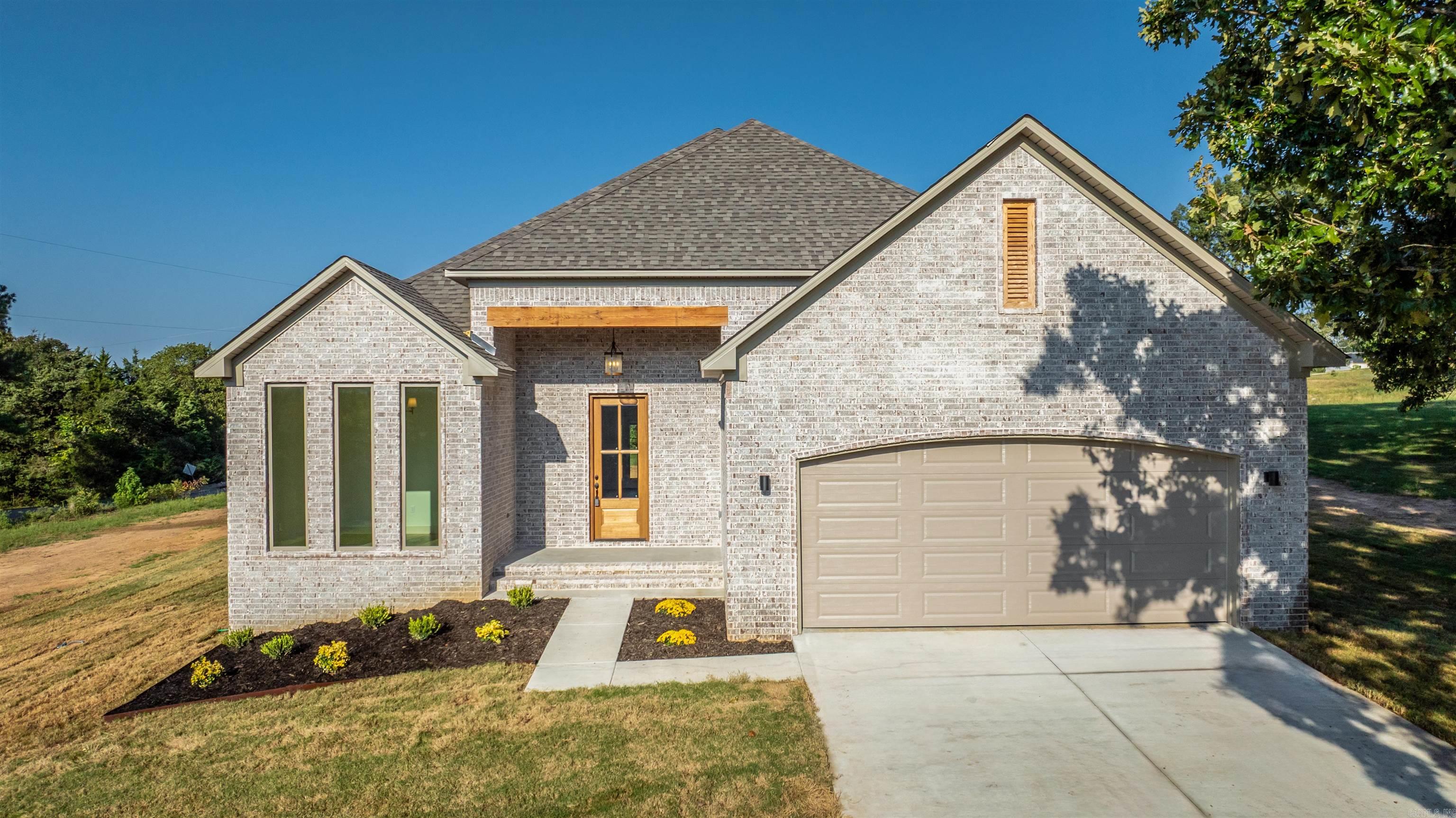 46 Lieblong Road
