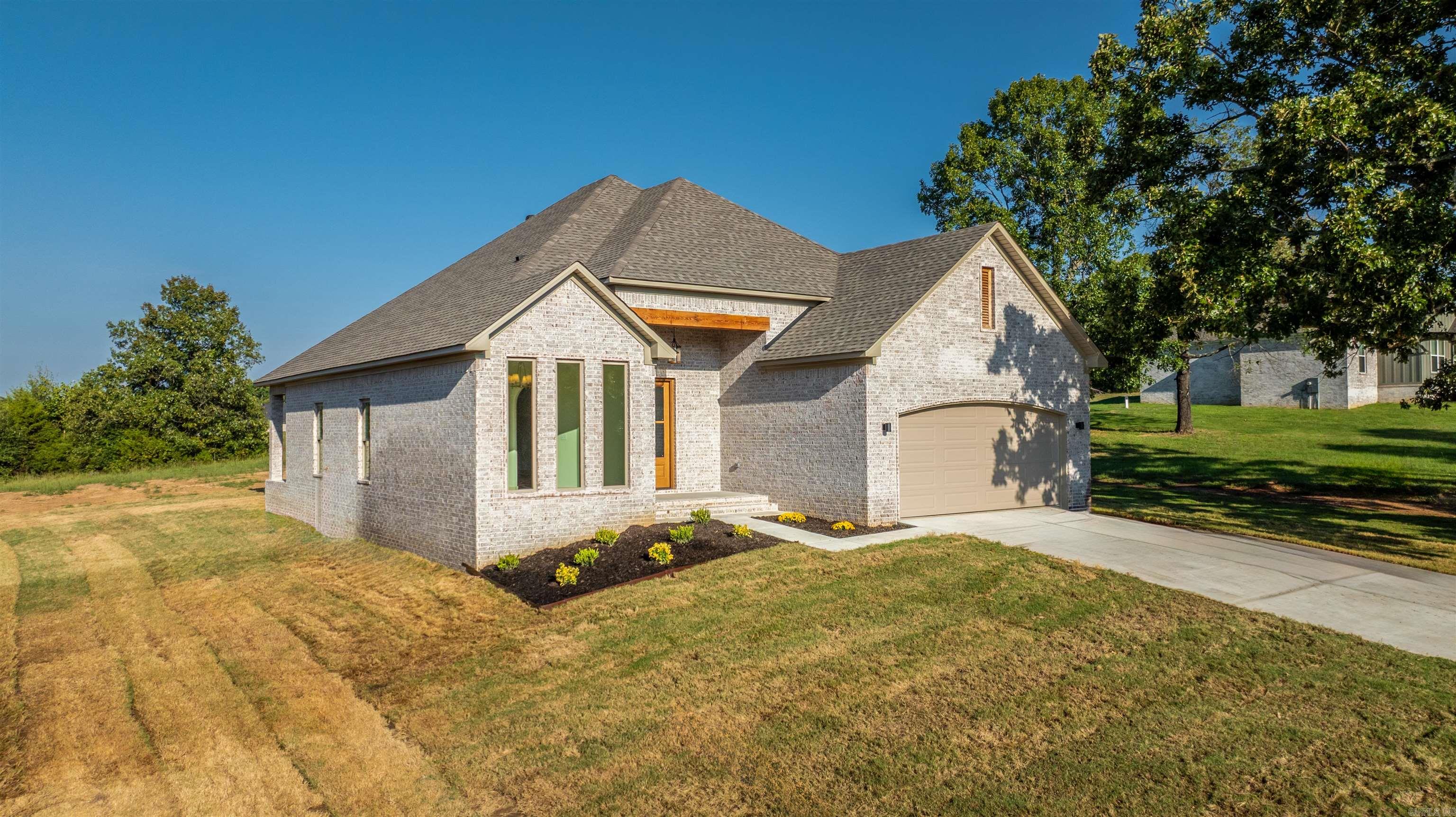 46 Lieblong Road