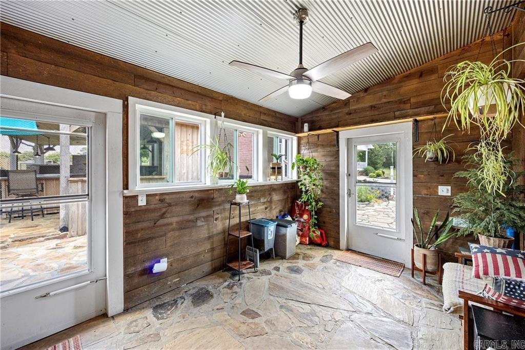 110 Ike Lane