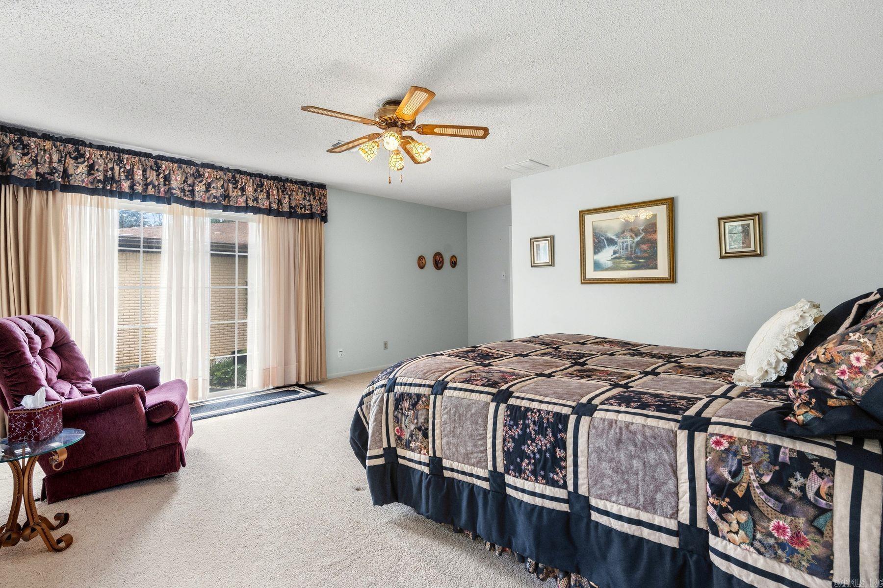 668 Collie Hall Loop