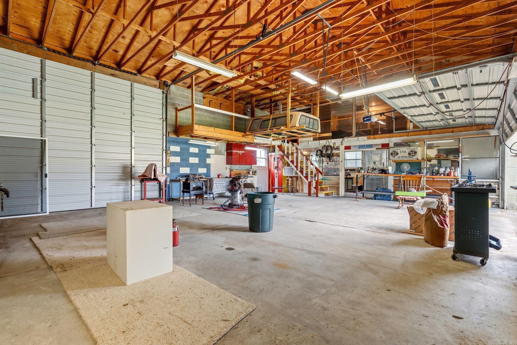 668 Collie Hall Loop