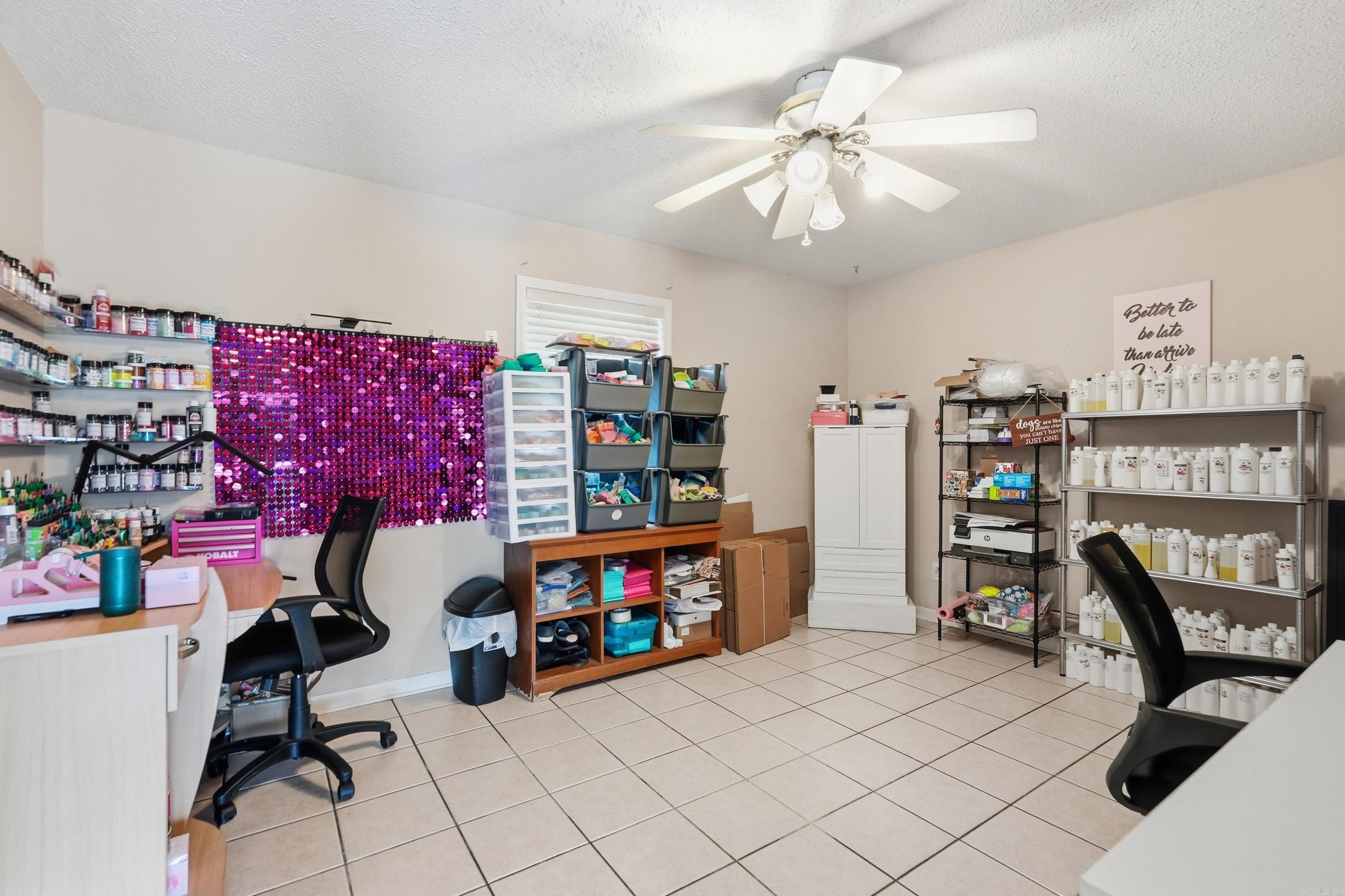 1100 Carruthers Drive