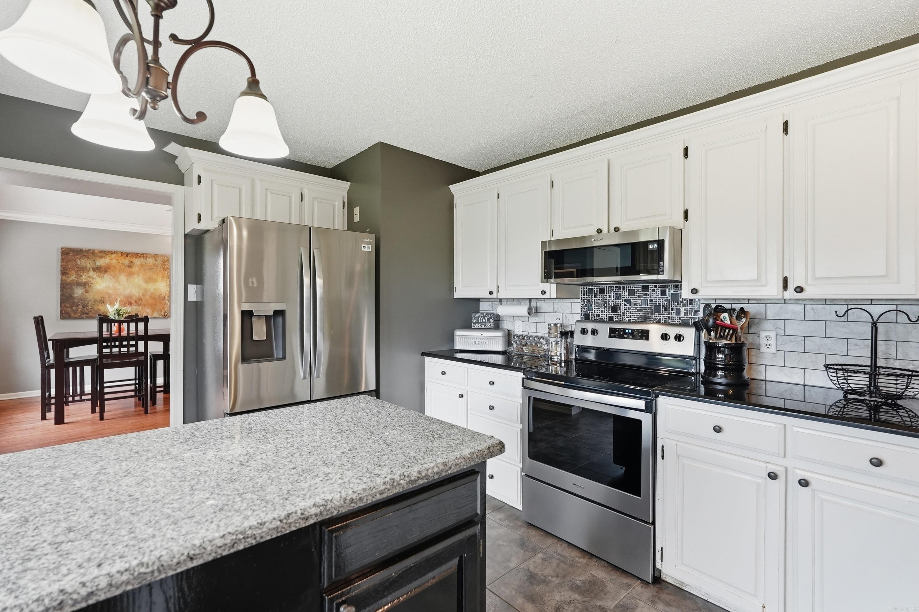 1100 Carruthers Drive