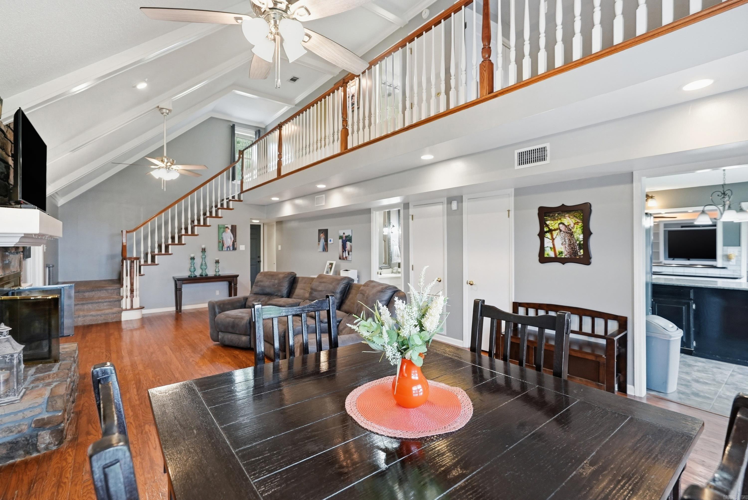 1100 Carruthers Drive