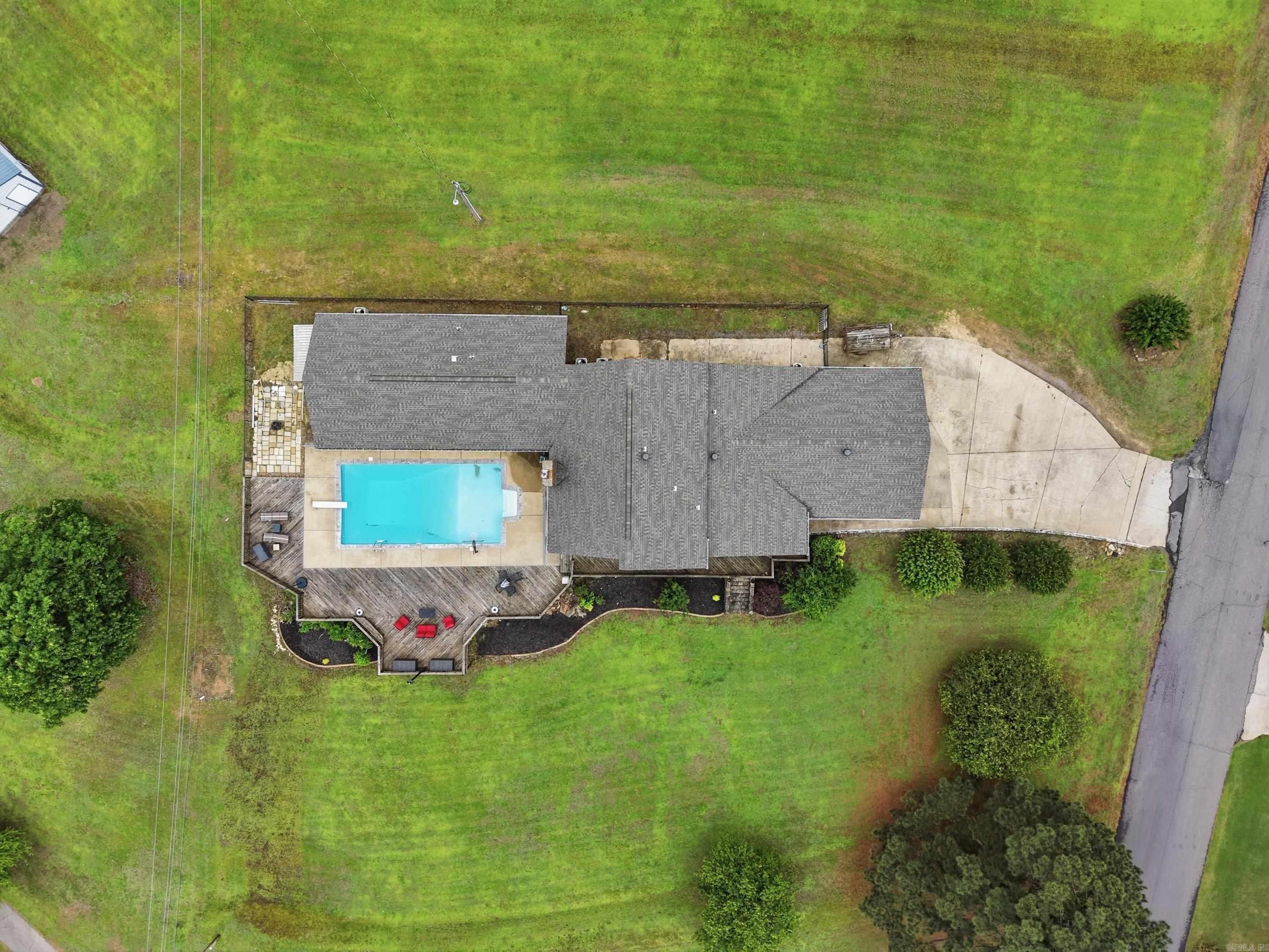 1100 Carruthers Drive