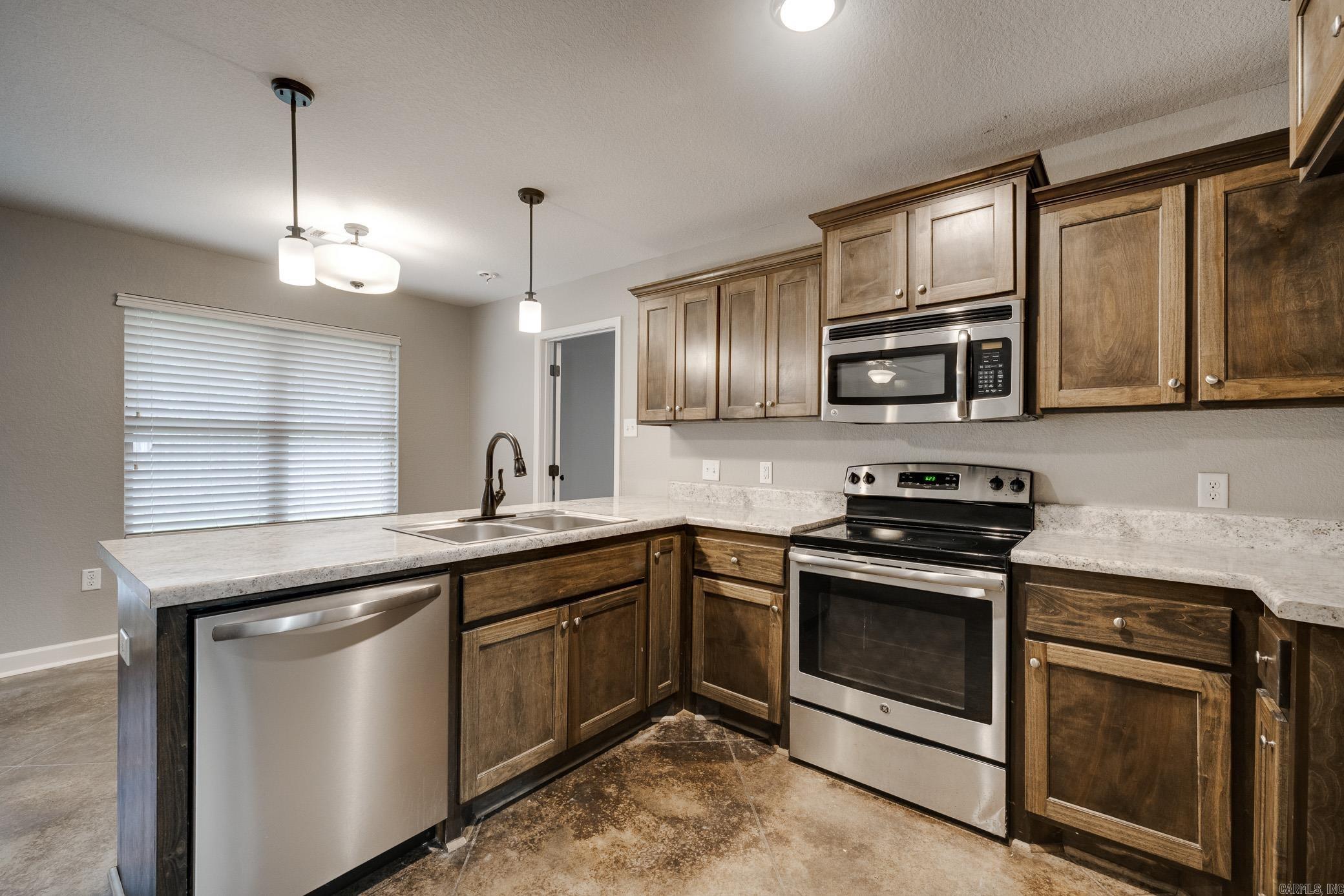 1365 Acuff Lane