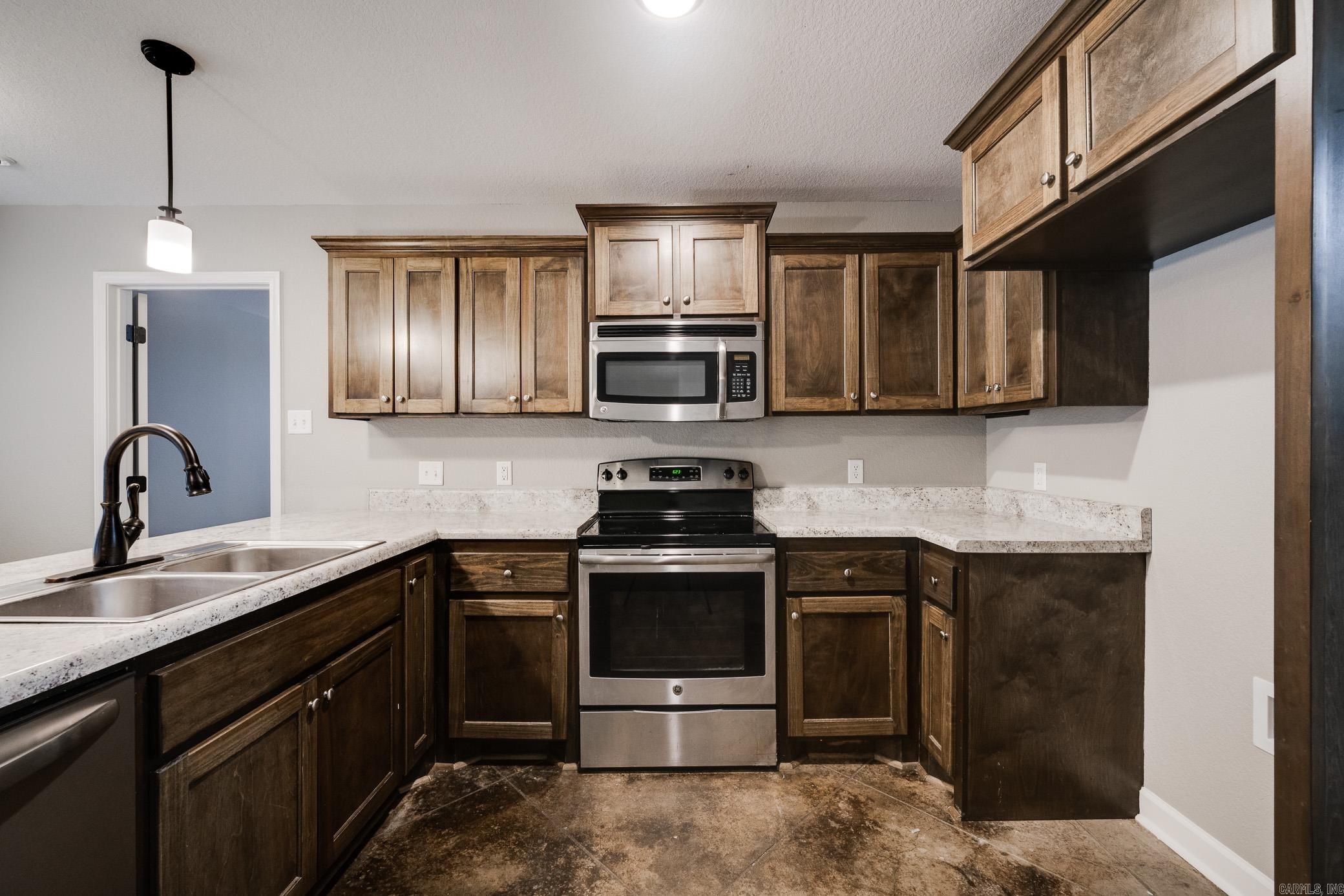 1365 Acuff Lane