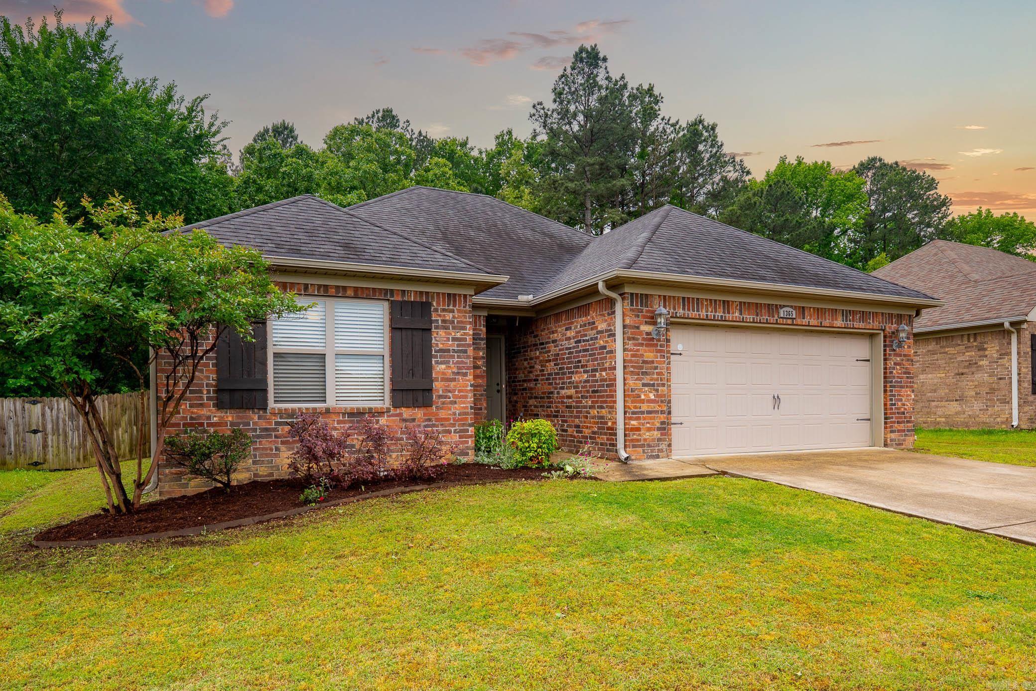 1365 Acuff Lane