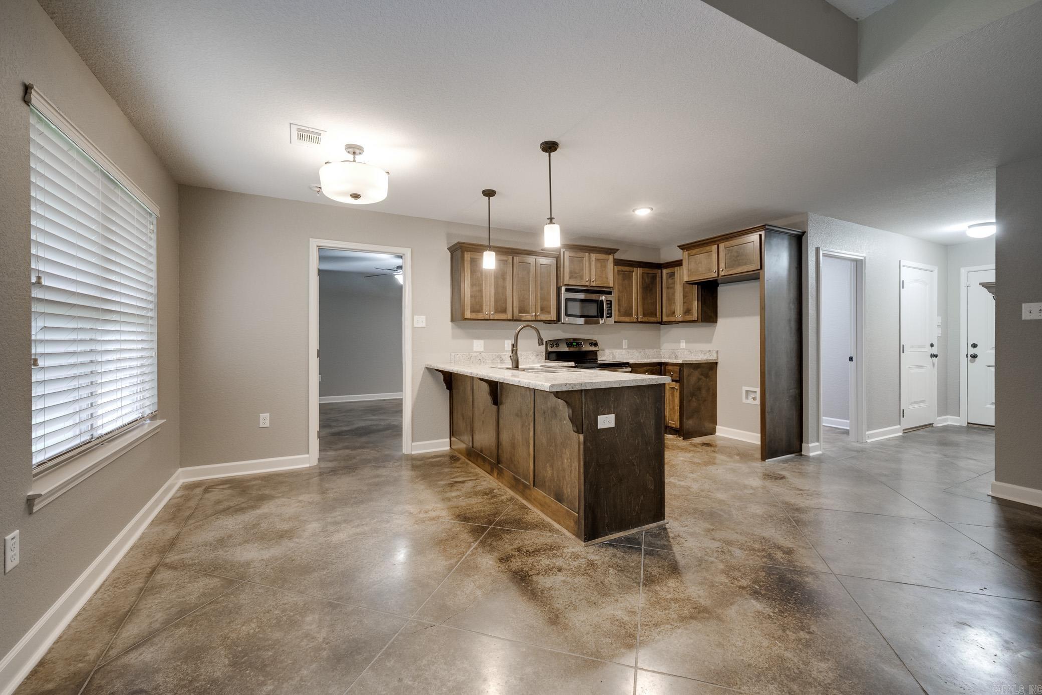 1365 Acuff Lane