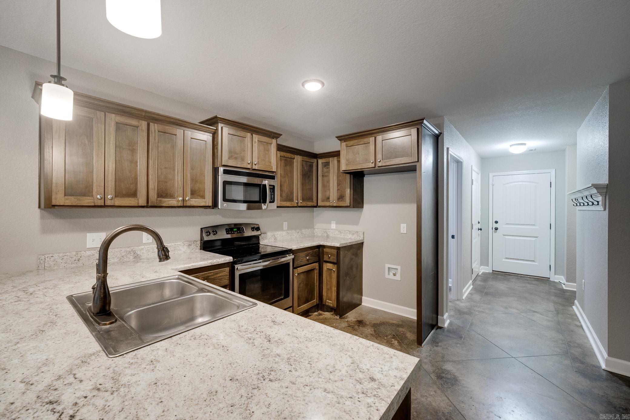1365 Acuff Lane