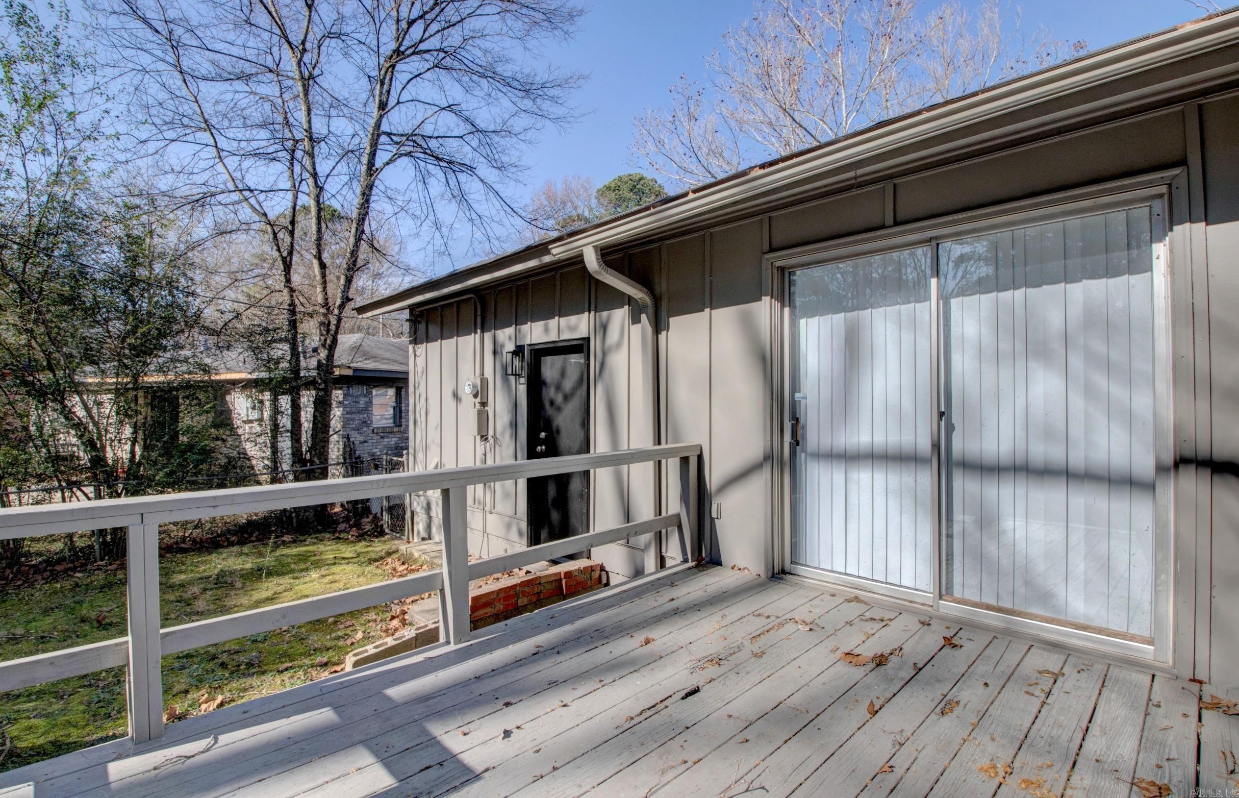 2911 Wynne Dr